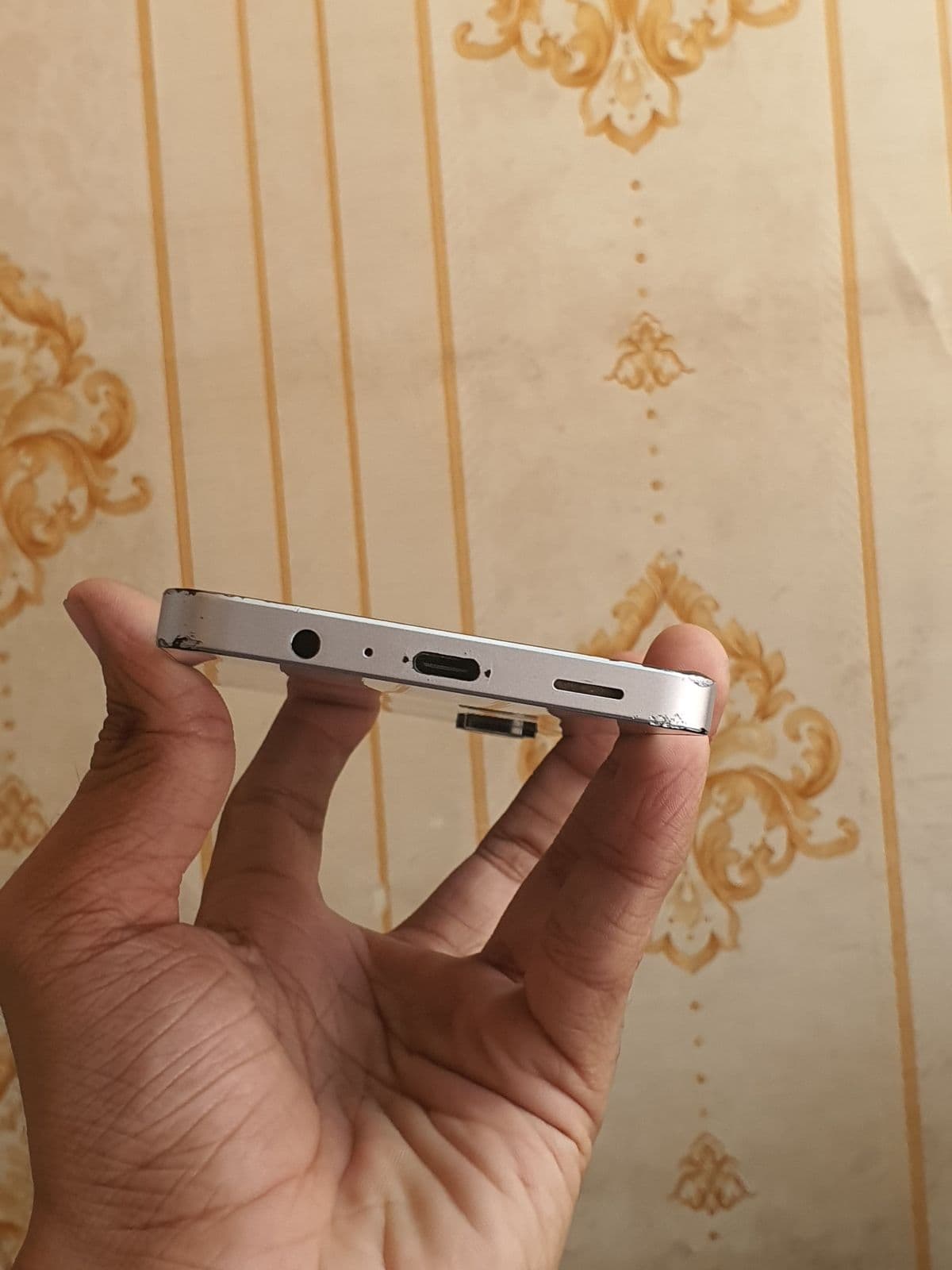 Samsung Galaxy A06 4GB / 64GB in White — photo 3