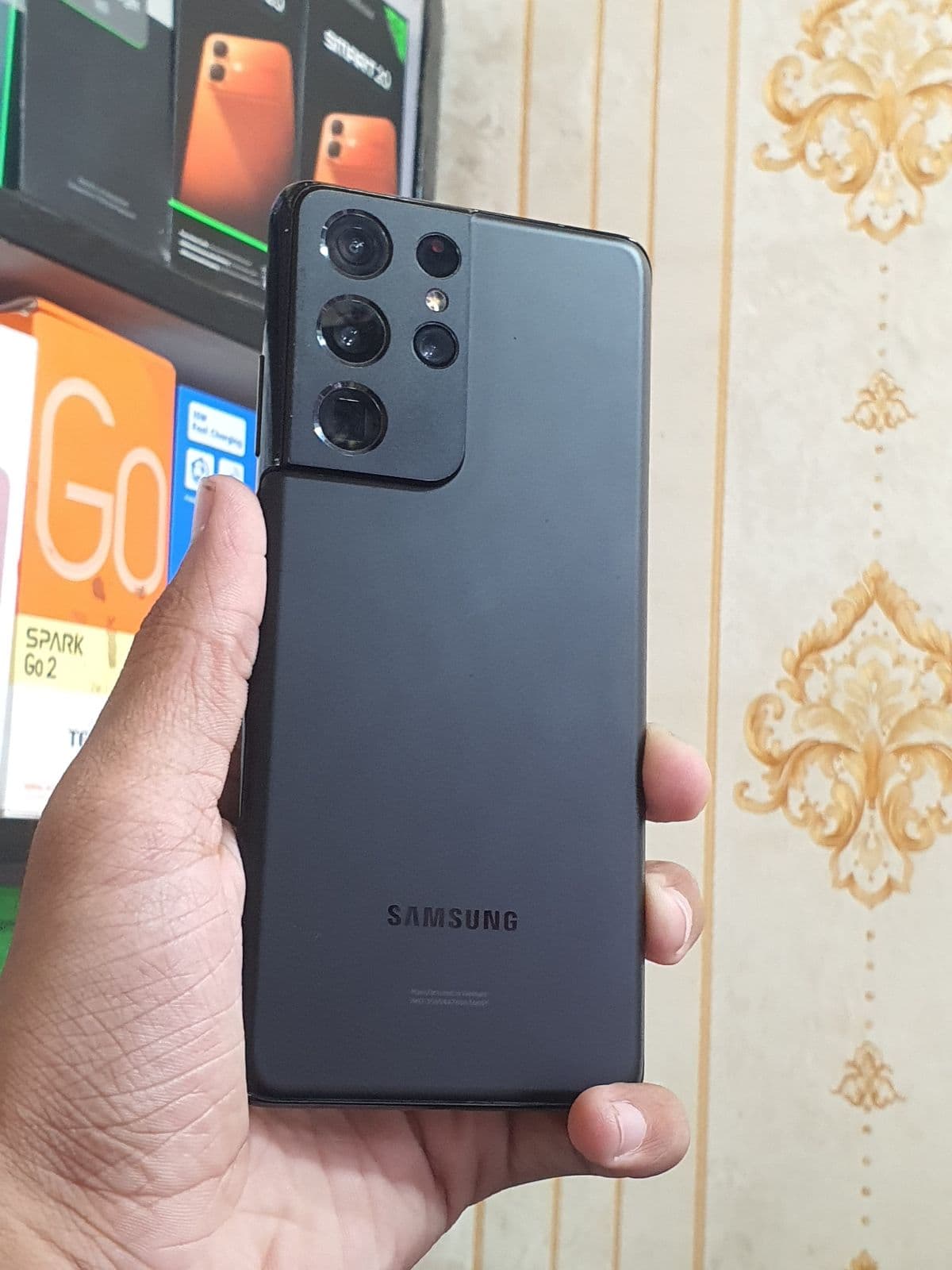 Galaxy S21 Ultra · 12GB / 128GB