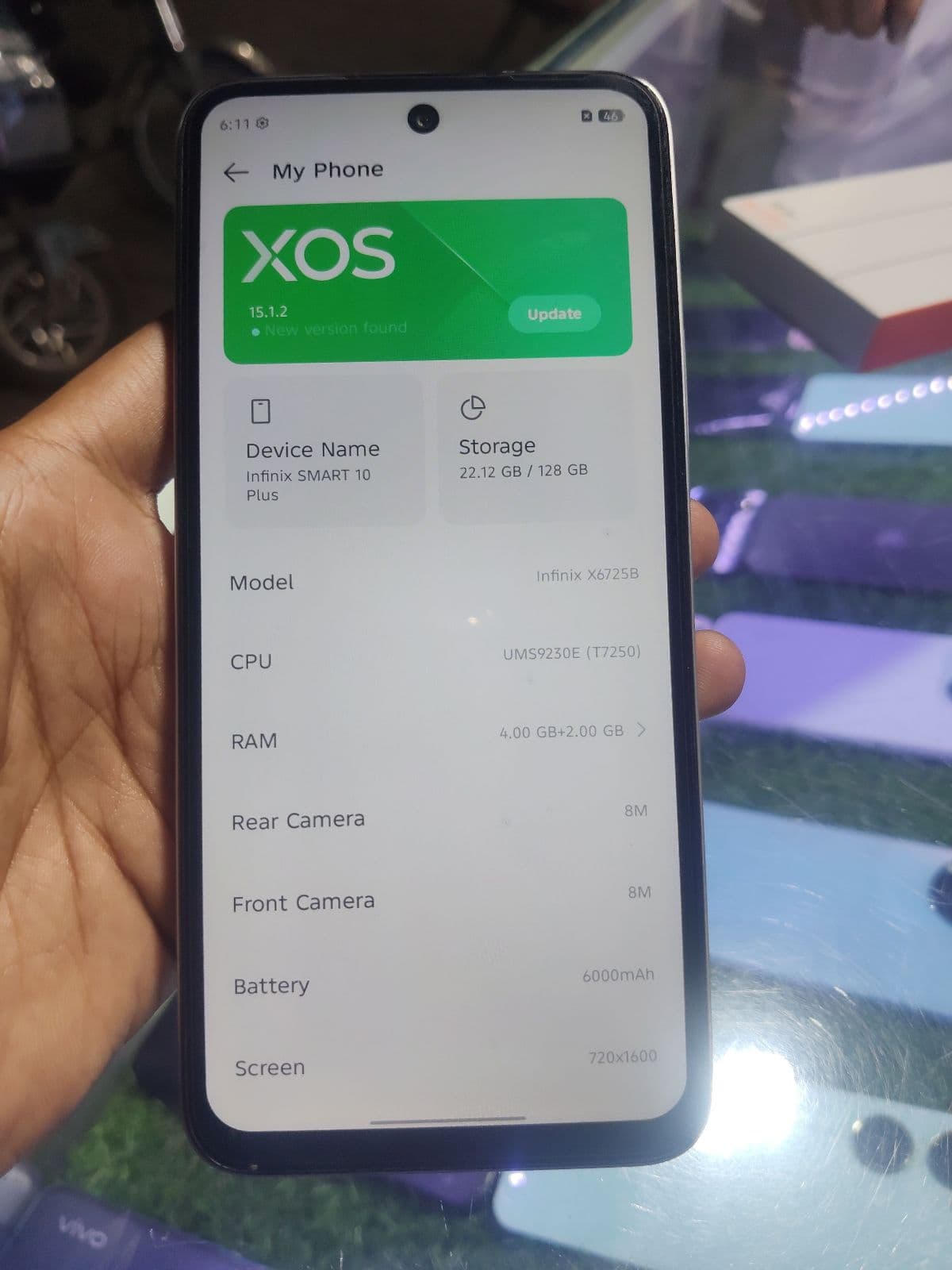 Infinix Smart 10 4GB / 128GB in Titanium Silver — photo 2