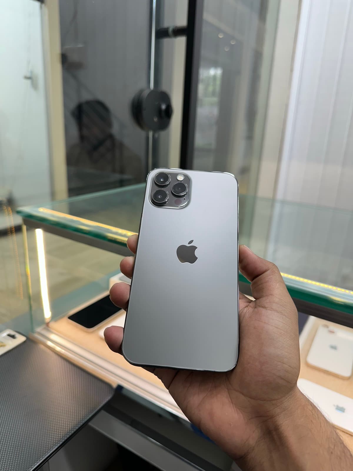 Apple iPhone 12 Pro Max 128GB in Graphite — photo 1