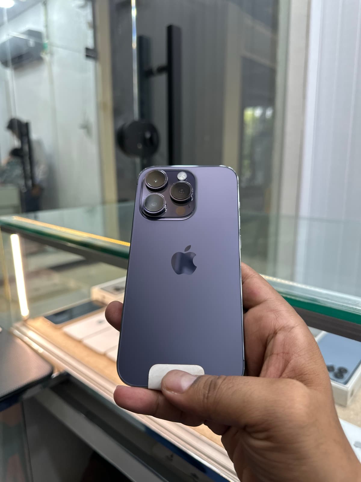 iPhone 14 Pro · 128GB
