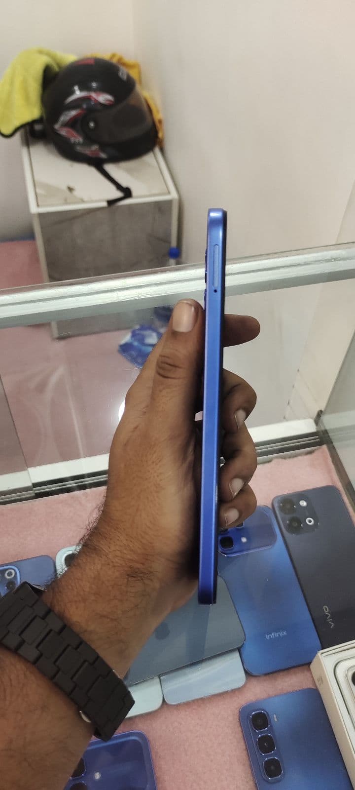 Infinix Smart 20 4GB / 64GB in Cloudline Blue — photo 3