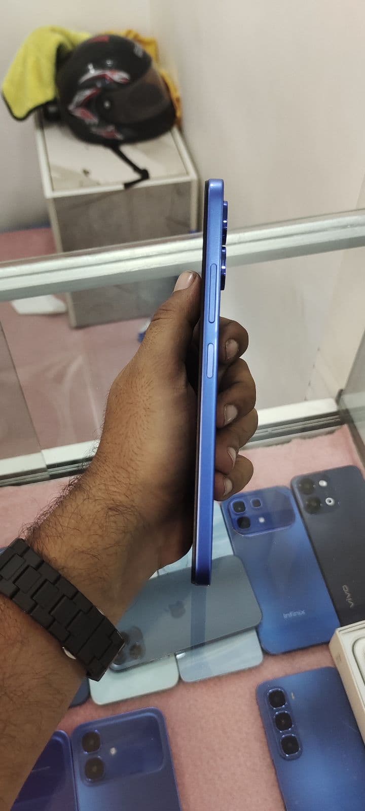 Infinix Smart 20 4GB / 64GB in Cloudline Blue — photo 4