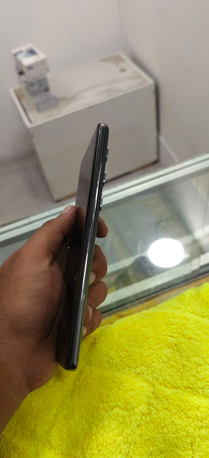 Tecno Camon 40 Pro 5G 8GB / 256GB in Galaxy Black — photo 4