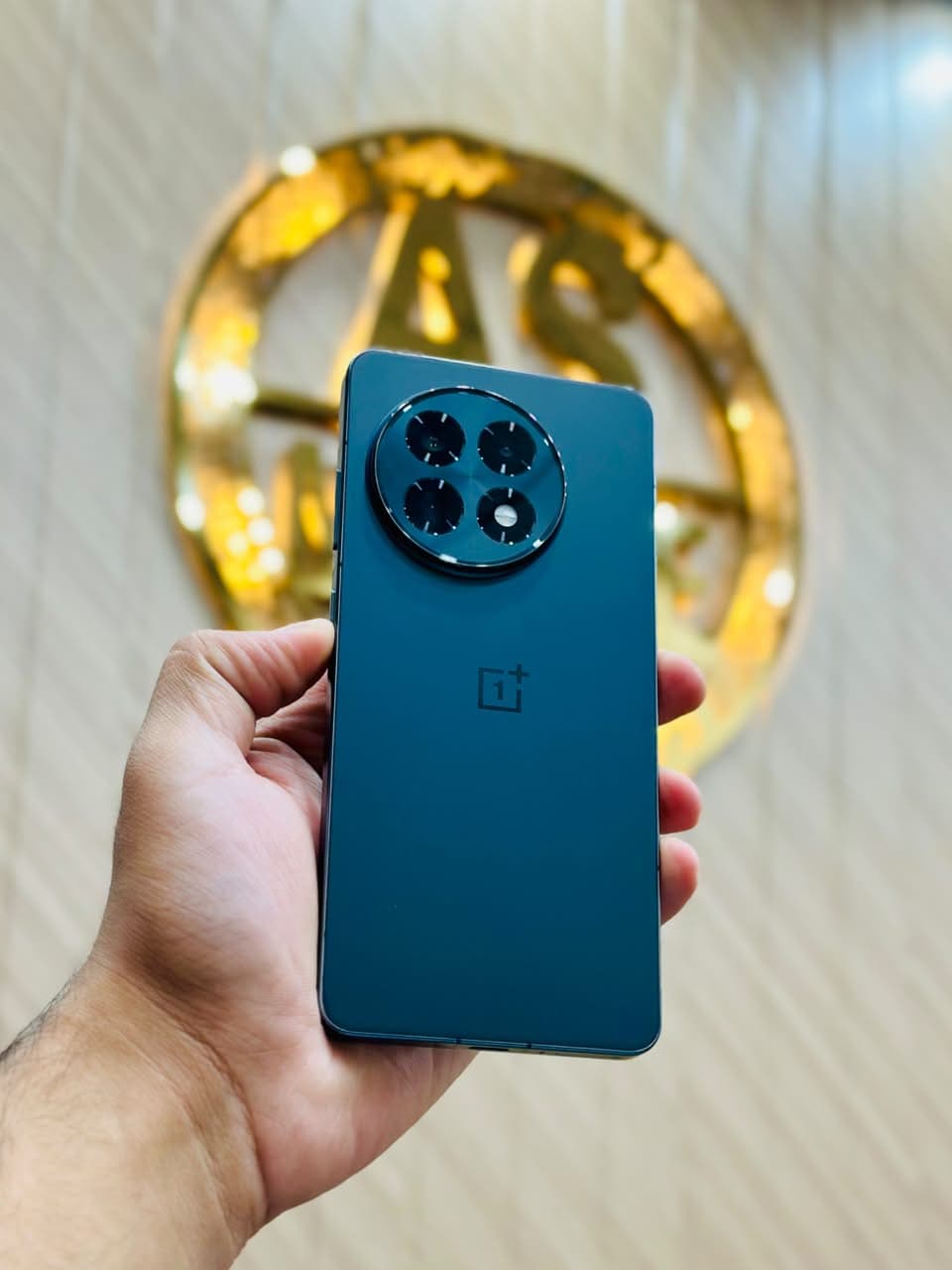 OnePlus Ace 5 · 12GB / 256GB
