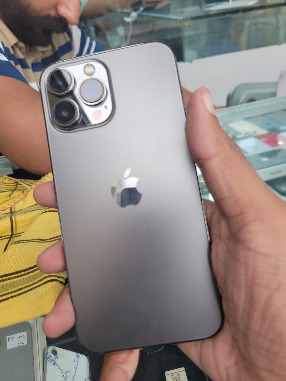 iPhone 13 Pro Max · 1TB