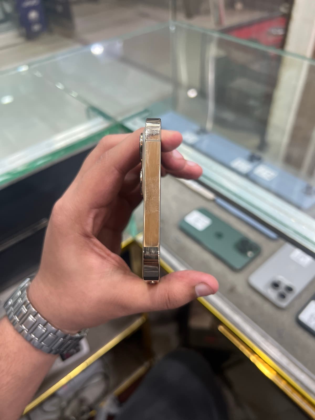 Apple iPhone 12 Pro Max 128GB in Gold — photo 5