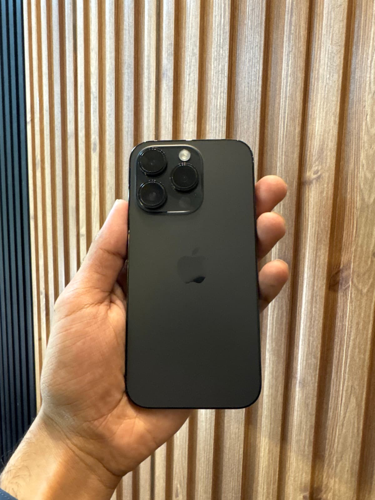 iPhone 14 Pro · 128GB