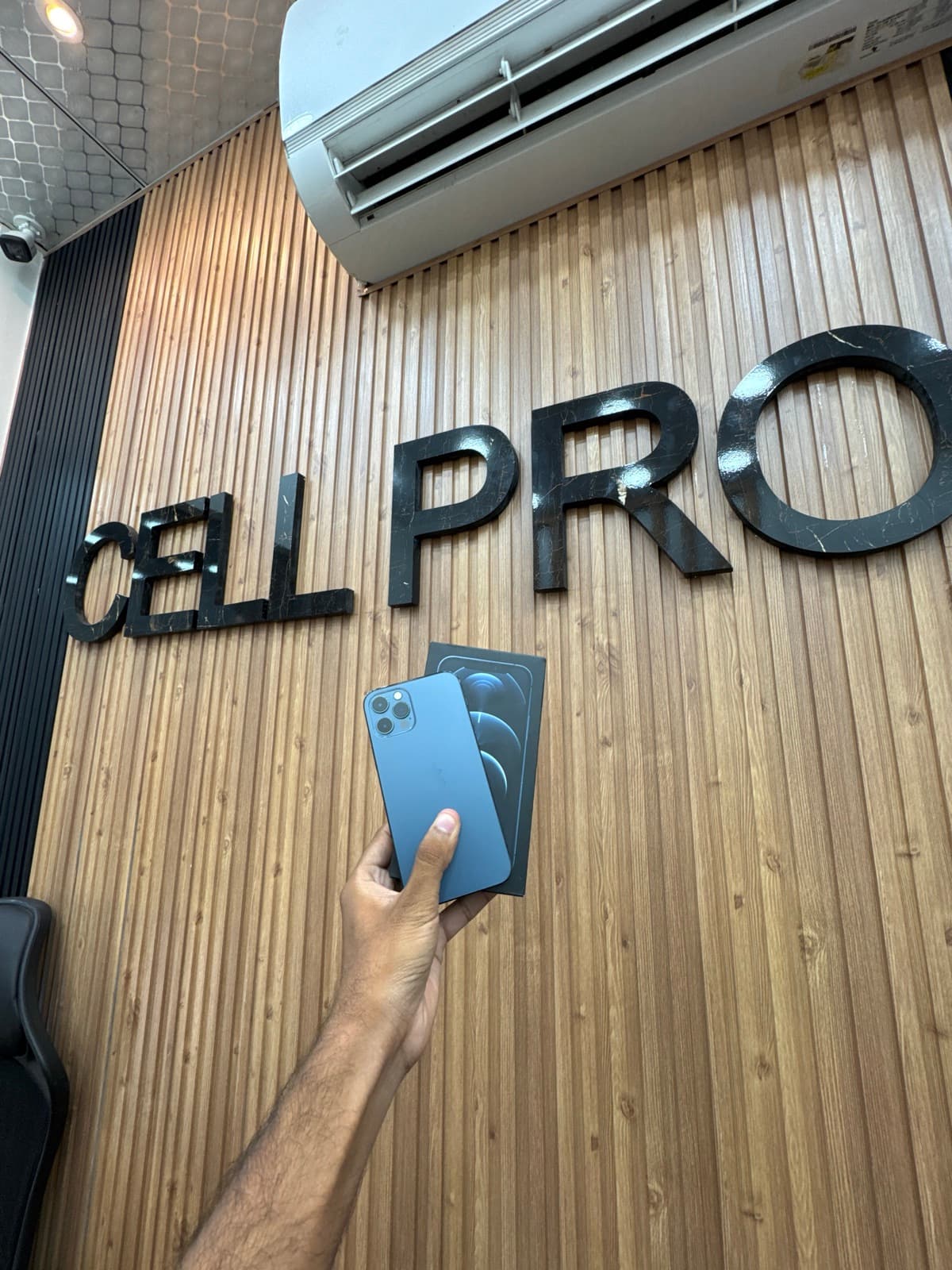 Apple iPhone 12 Pro 512GB in Pacific Blue — photo 1
