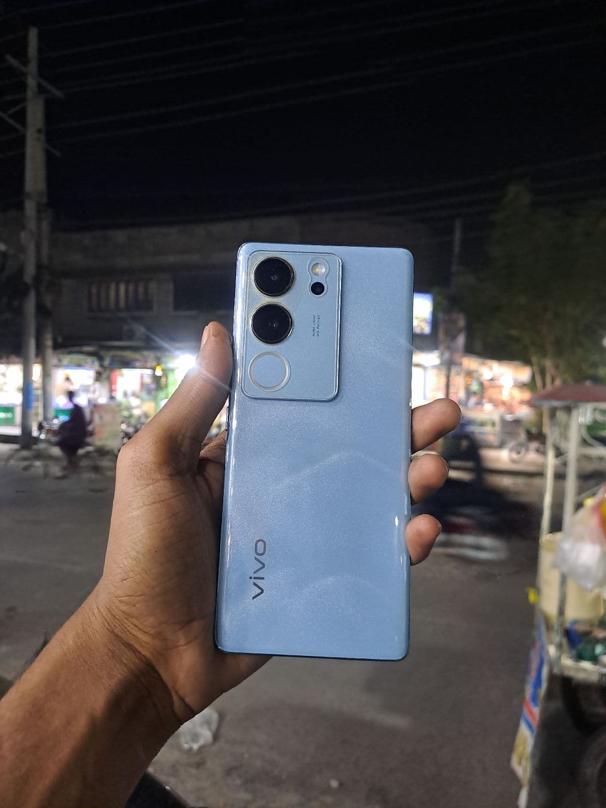 Vivo V29 · 8GB / 256GB