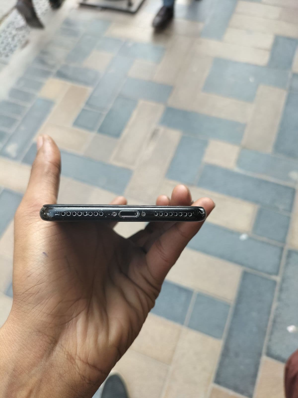 Apple iPhone 7 Plus 128GB in Jet Black — photo 3