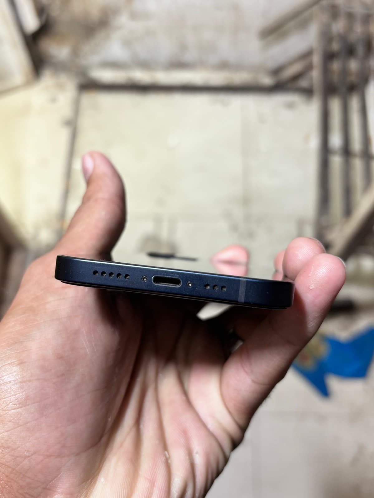 Apple iPhone 12 64GB in Blue — photo 4