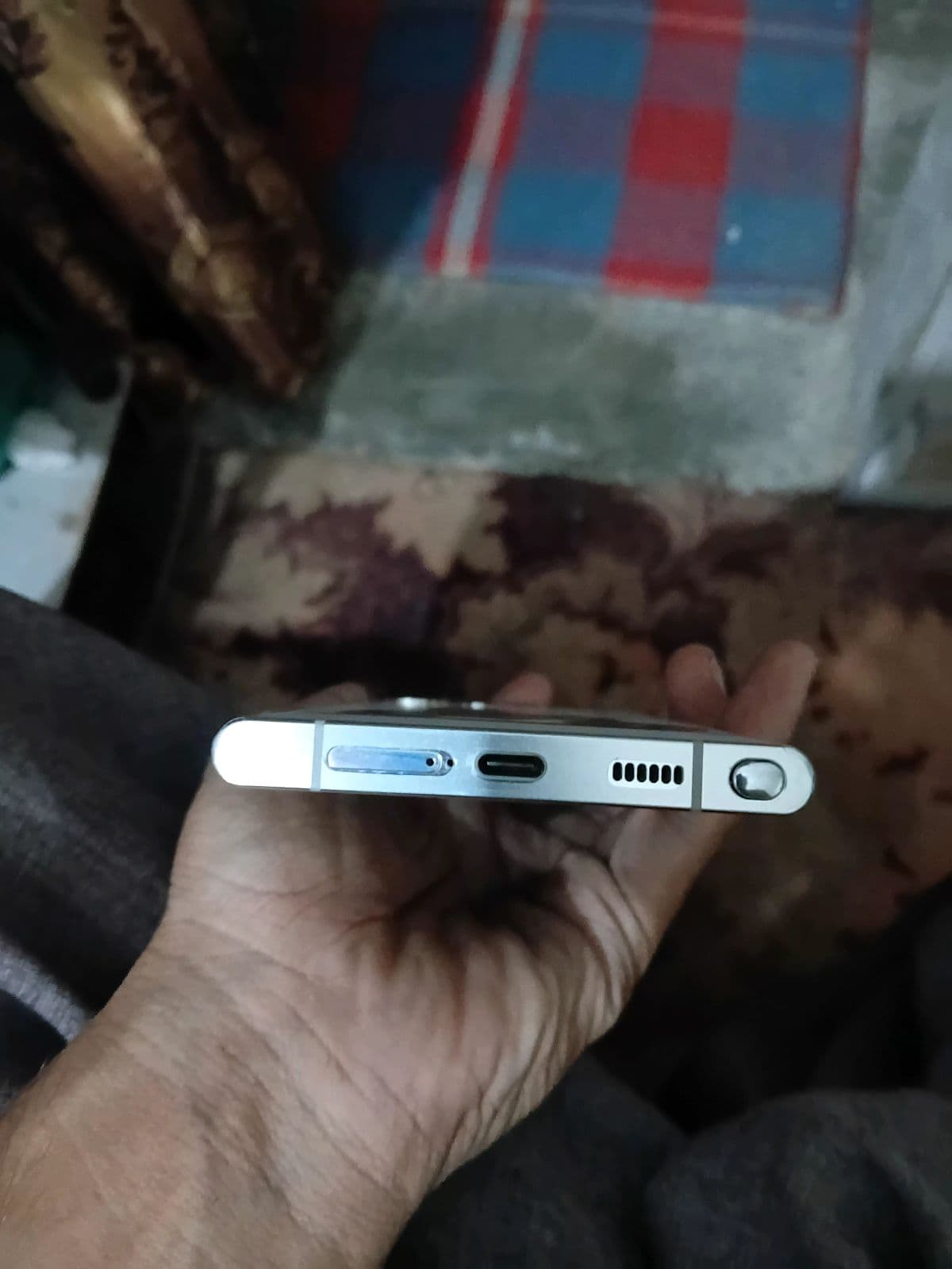 Samsung Galaxy S22 Ultra 12GB / 256GB in Phantom White — photo 5
