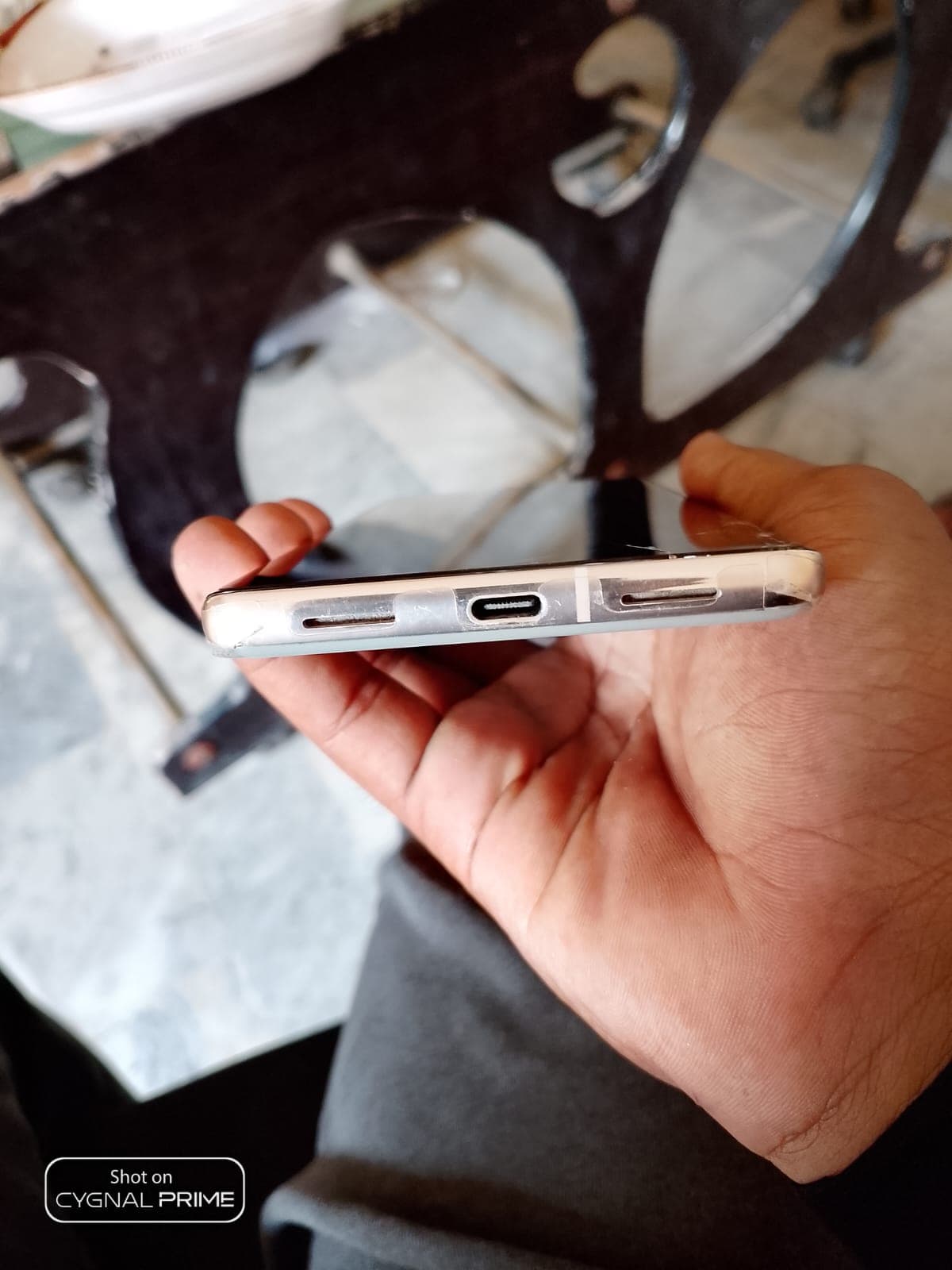Google Pixel 7 Pro 12GB / 128GB in Hazel — photo 3