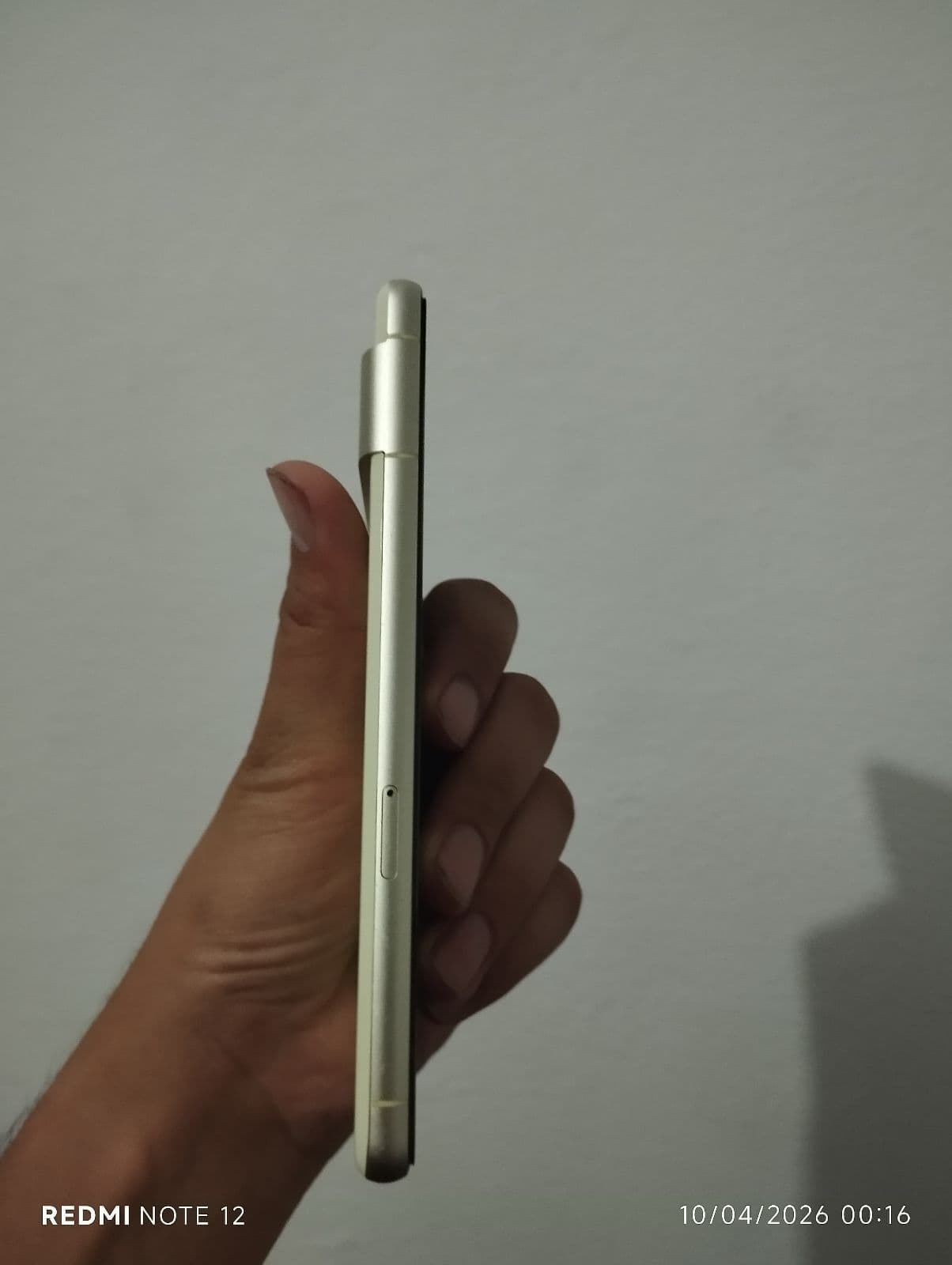 Google Pixel 7 8GB / 128GB in Lemongrass — photo 2