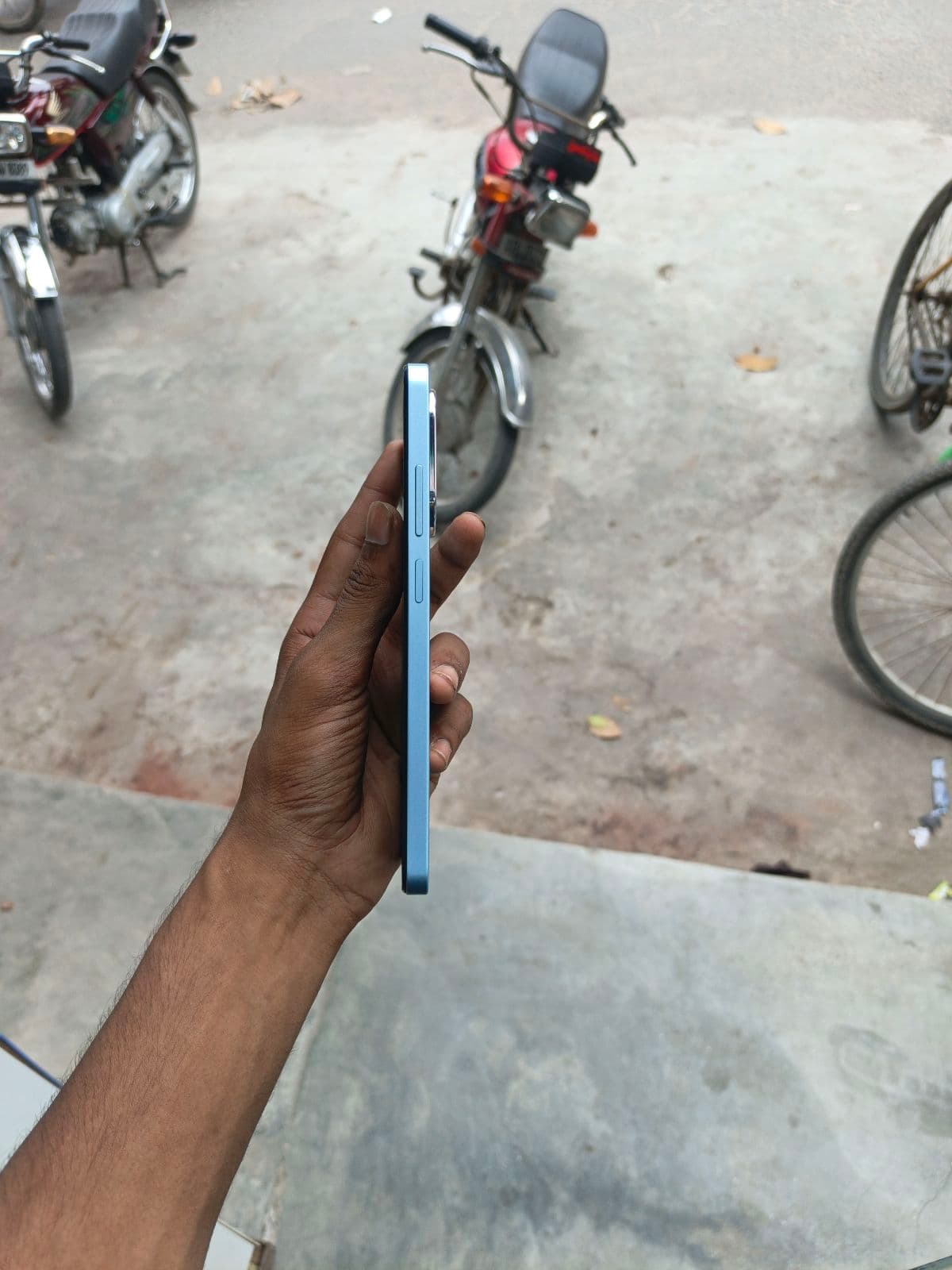 Xiaomi Redmi A5 4GB / 64GB in Ocean Blue — photo 3