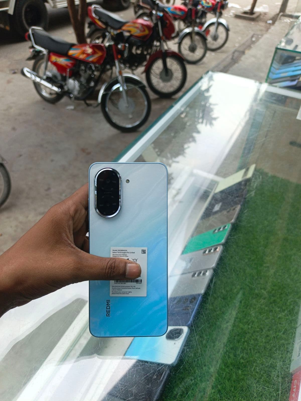 Redmi A5 · 4GB / 64GB