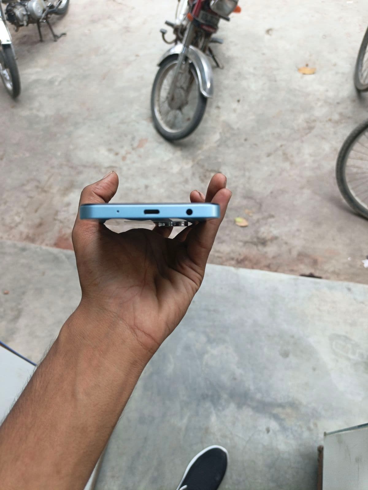 Xiaomi Redmi A5 4GB / 64GB in Ocean Blue — photo 5