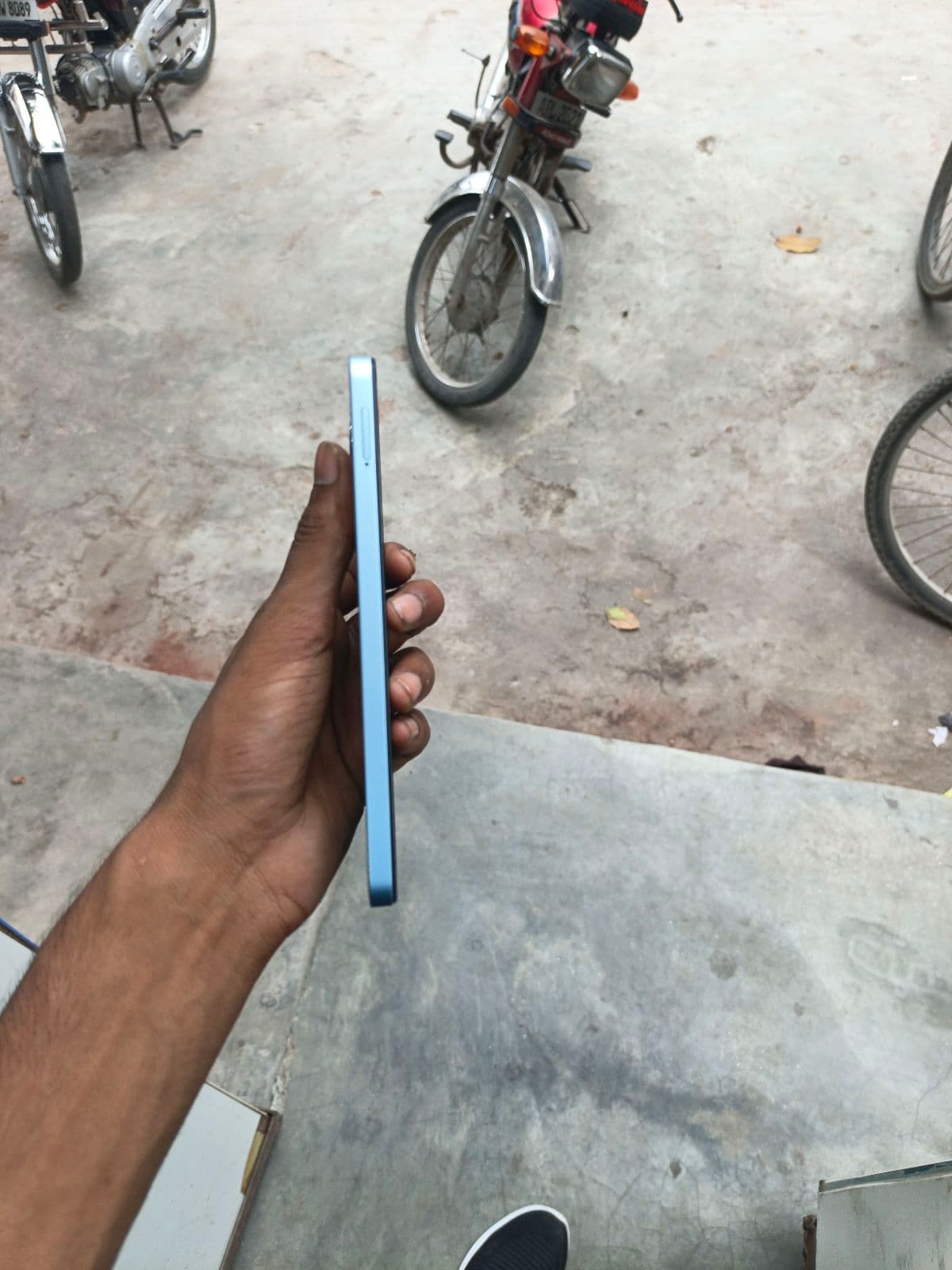 Xiaomi Redmi A5 4GB / 64GB in Ocean Blue — photo 4