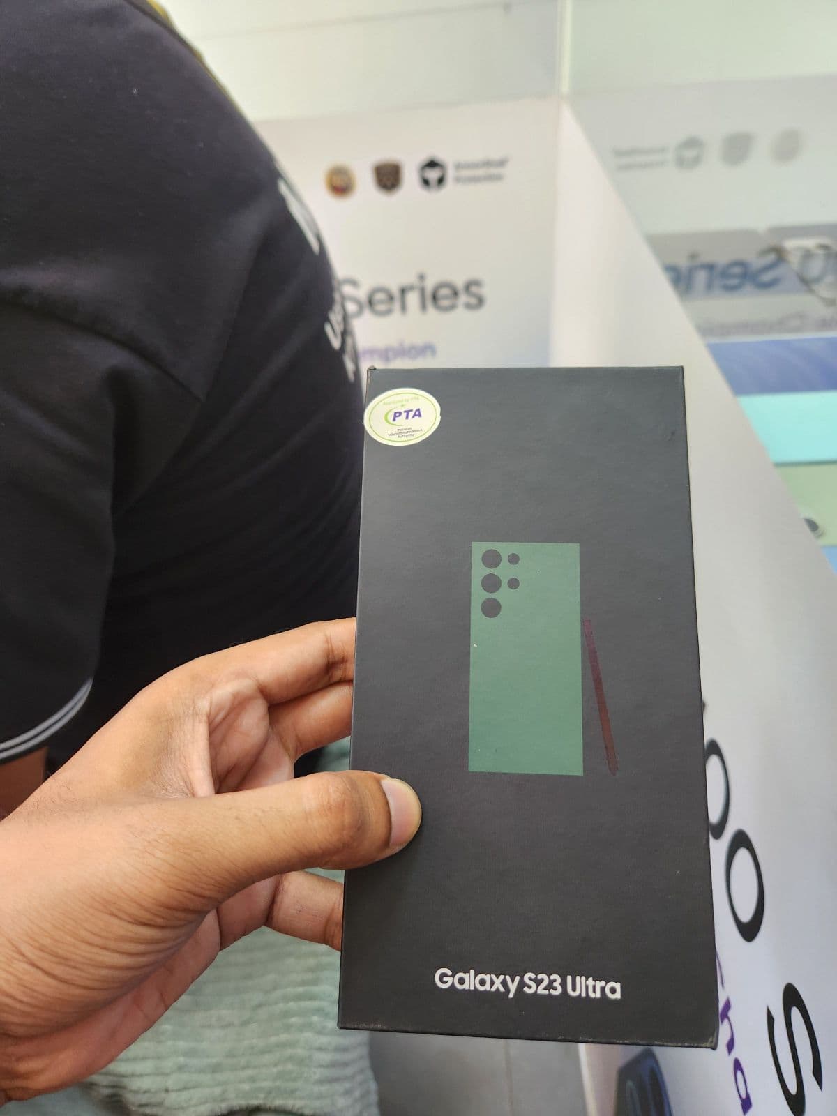 Samsung Galaxy S23 Ultra 12GB / 512GB in Green — photo 5