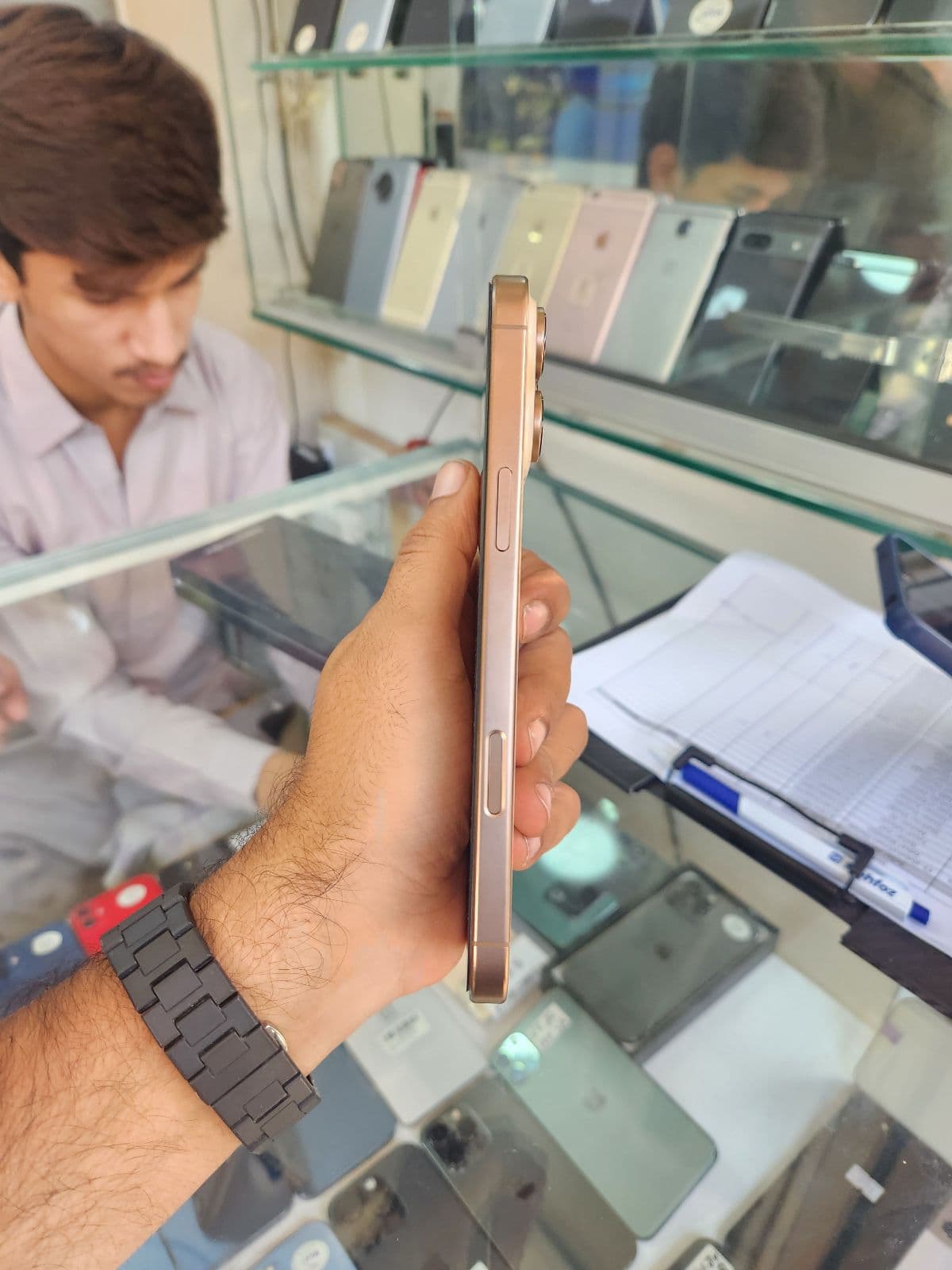 Apple iPhone 16 Pro Max 512GB in Desert Titanium — photo 4