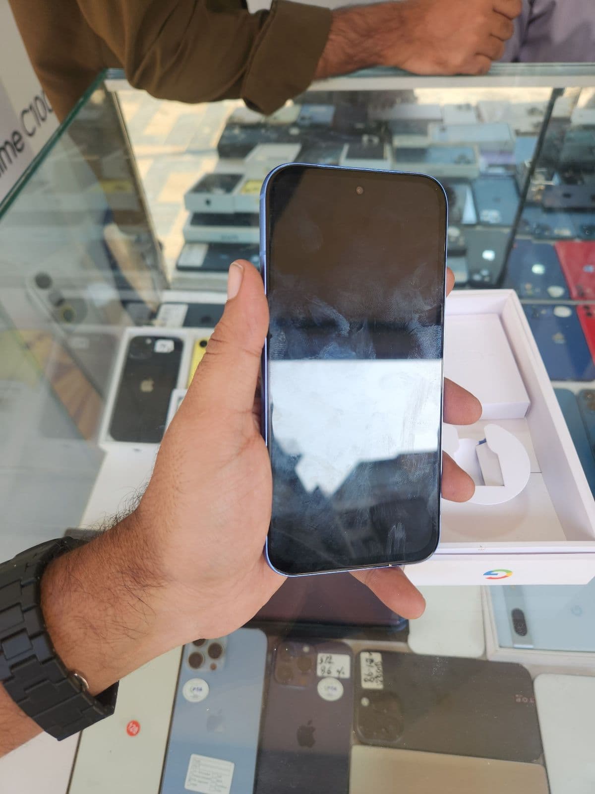 Google Pixel 8a 8GB / 128GB in Bay — photo 2