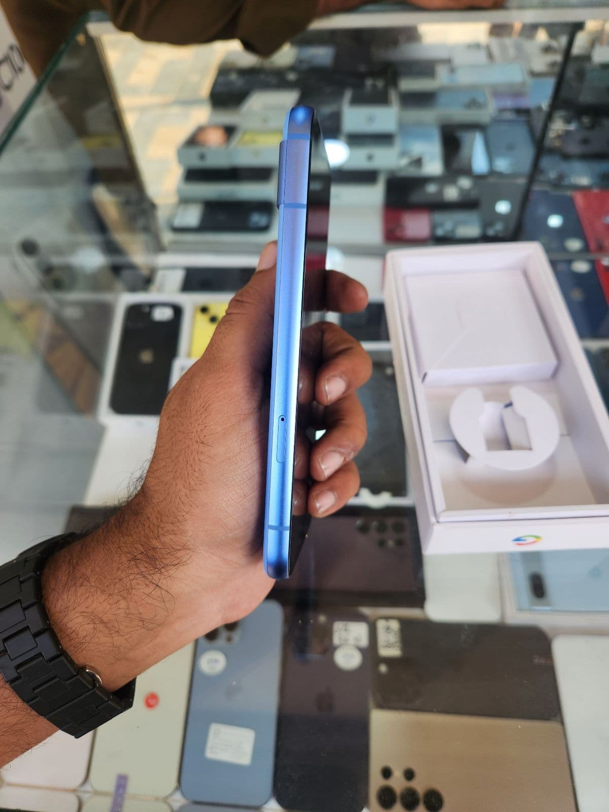 Google Pixel 8a 8GB / 128GB in Bay — photo 3