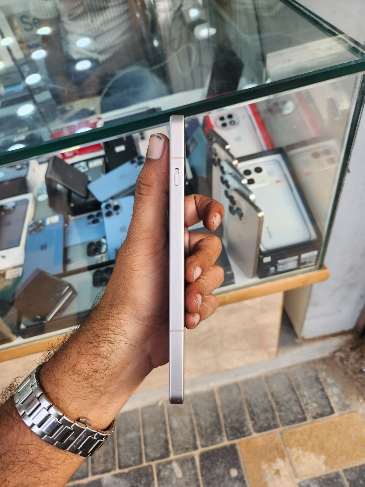 OnePlus Ace 5 12GB / 256GB in Gravity Titanium — photo 5
