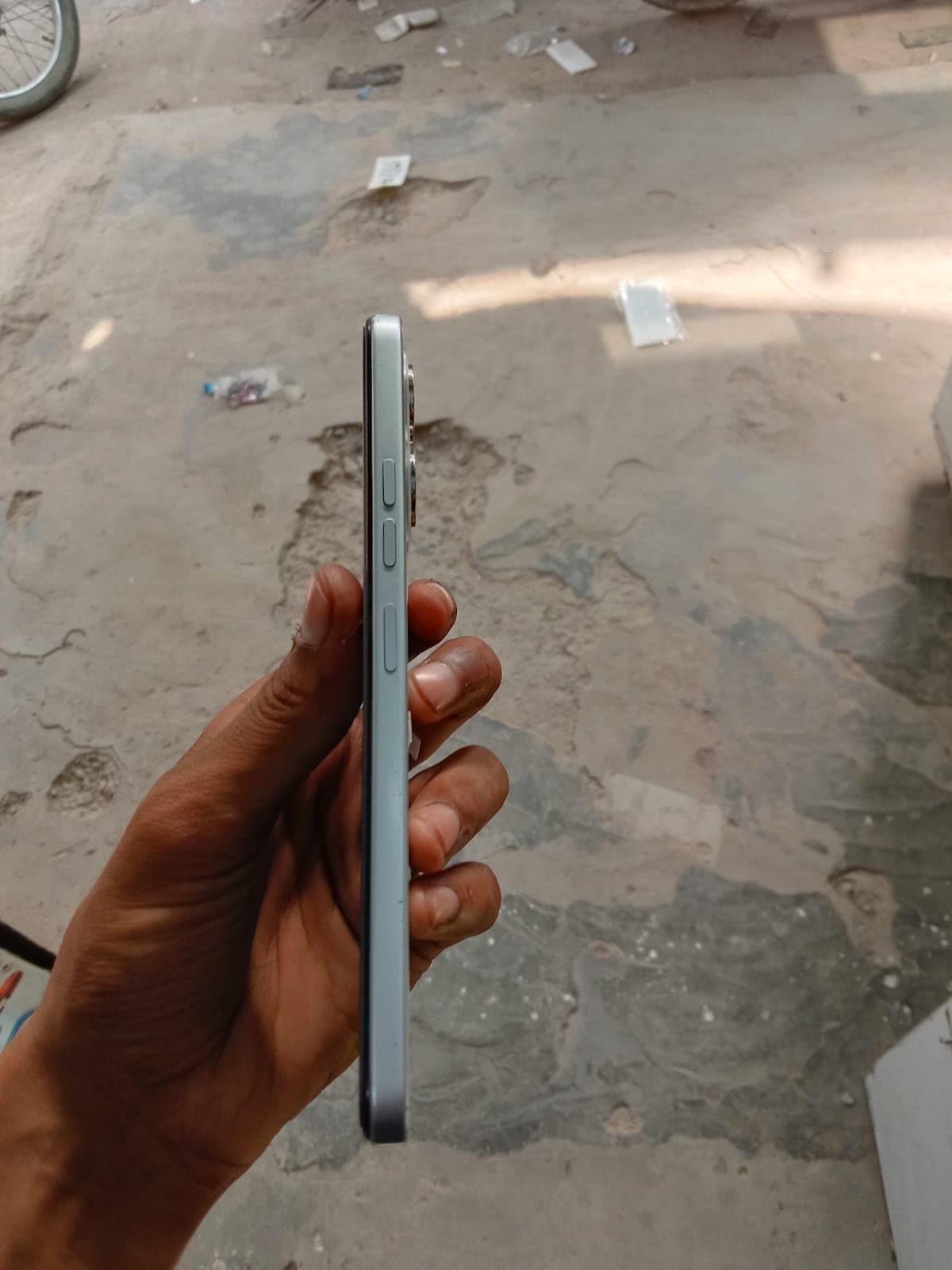 Tecno Spark 40 6GB / 128GB in Veil White — photo 4
