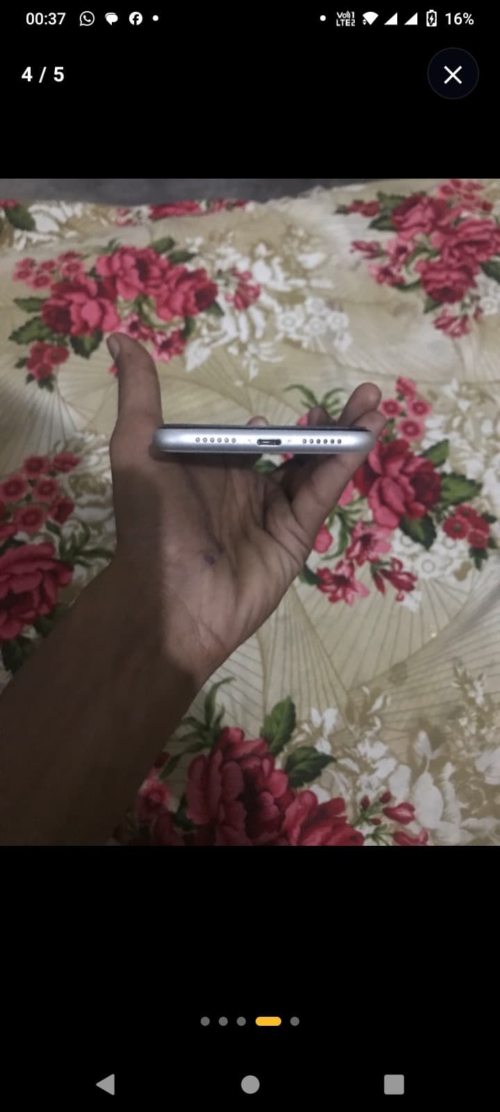 iPhone 11 · 128GB