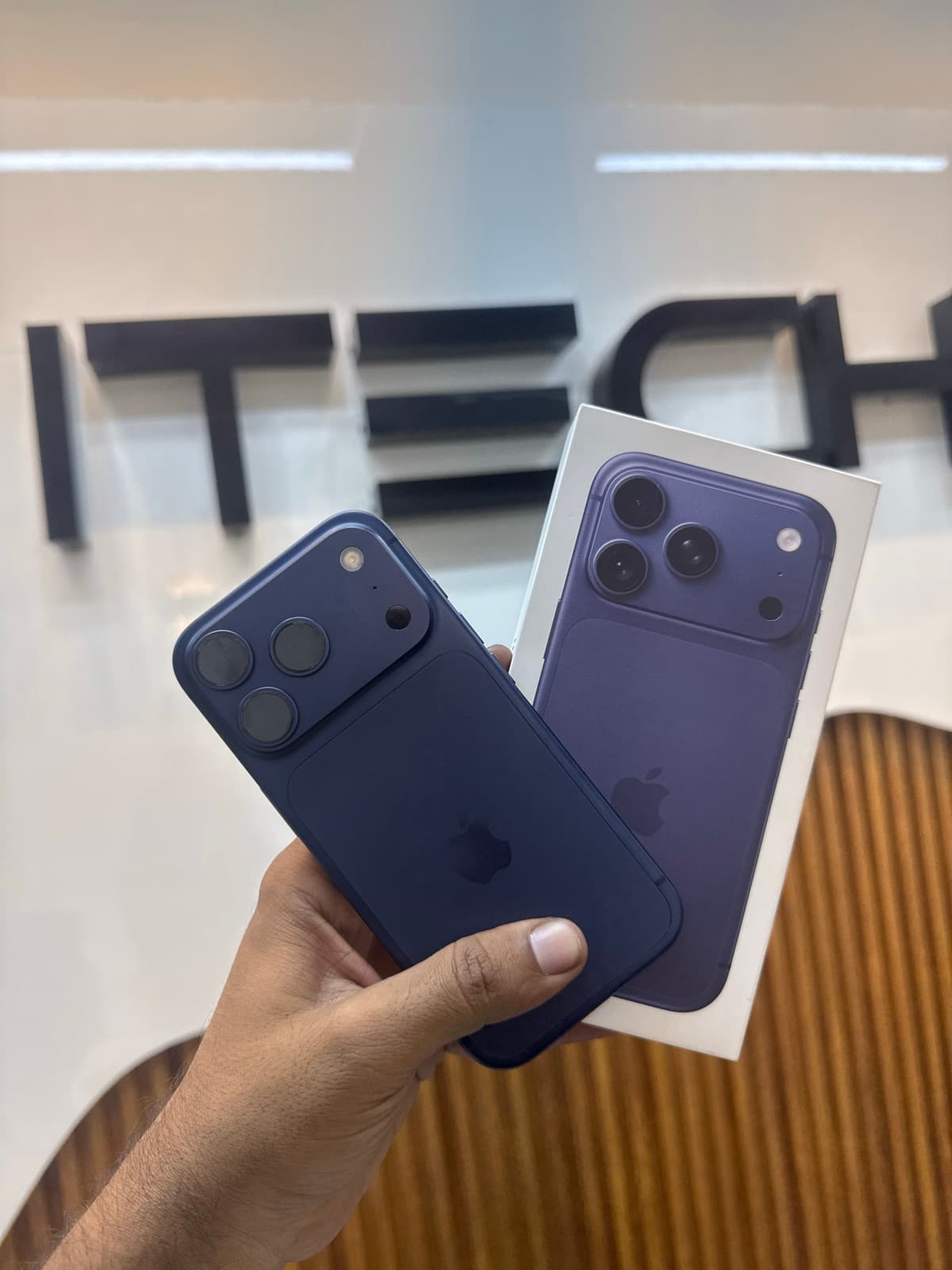 iPhone 17 Pro · 256GB