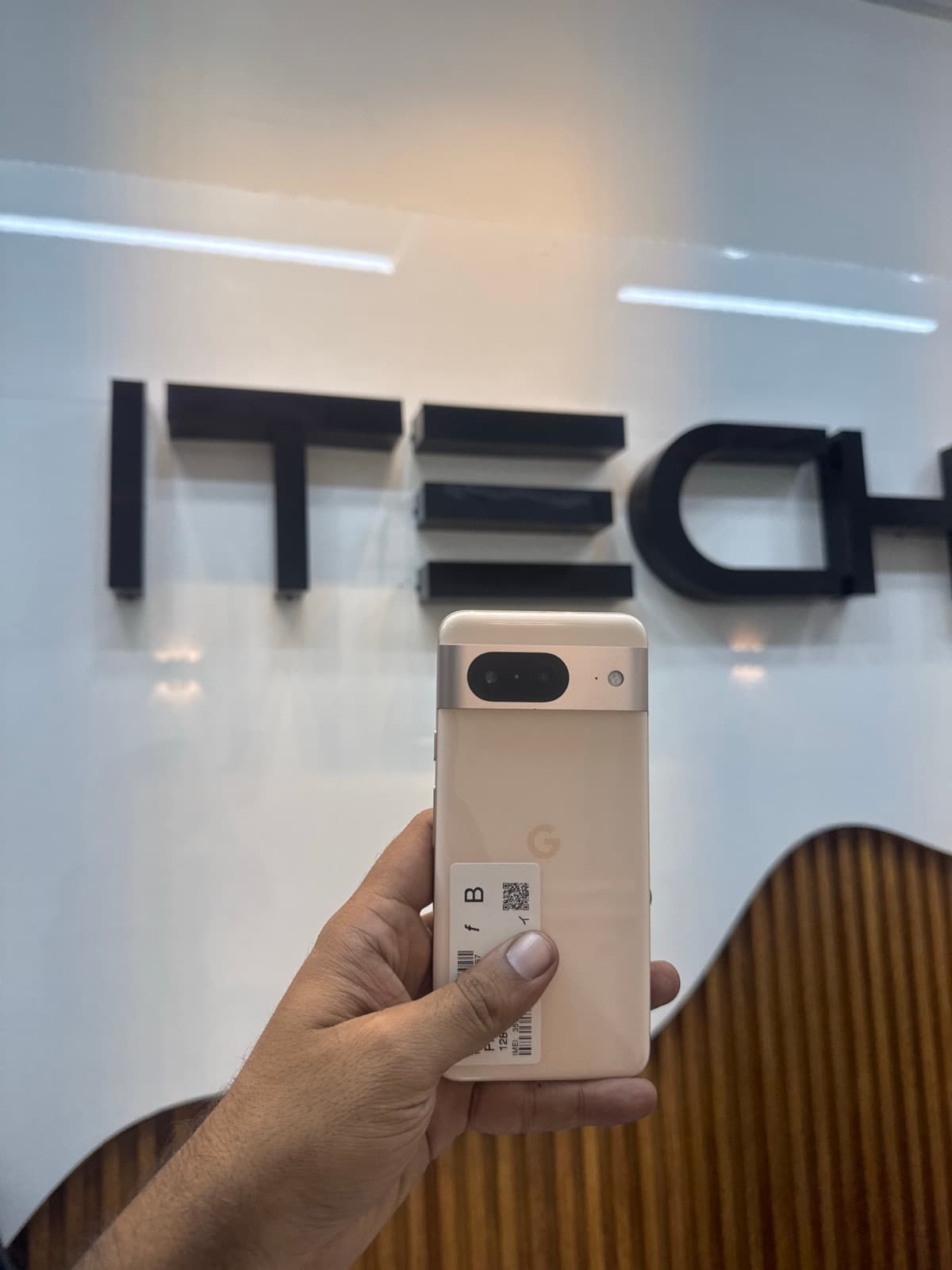Pixel 8 · 8GB / 128GB