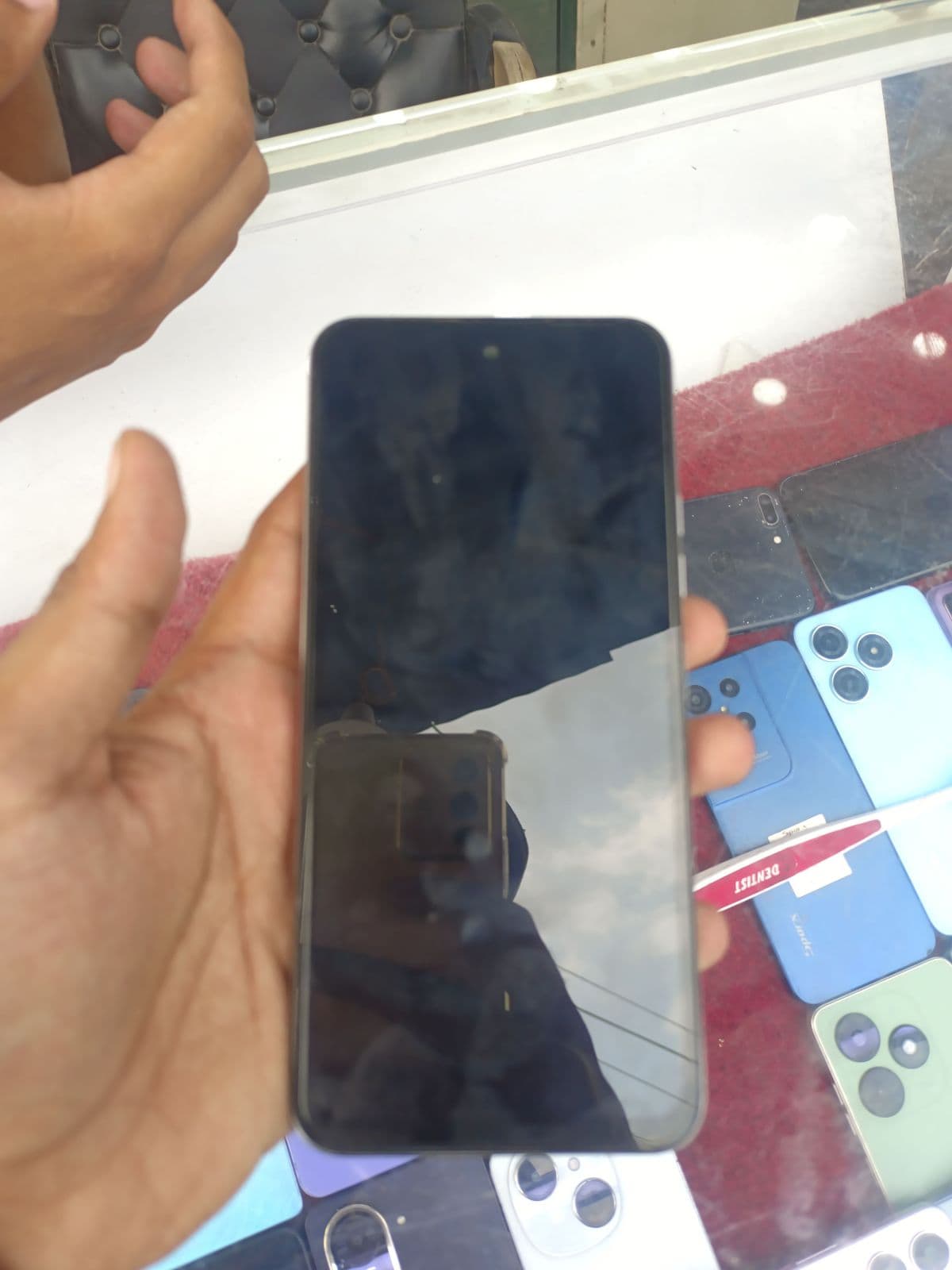 Tecno Spark Go 2 4GB / 64GB in Titanium Grey — photo 2