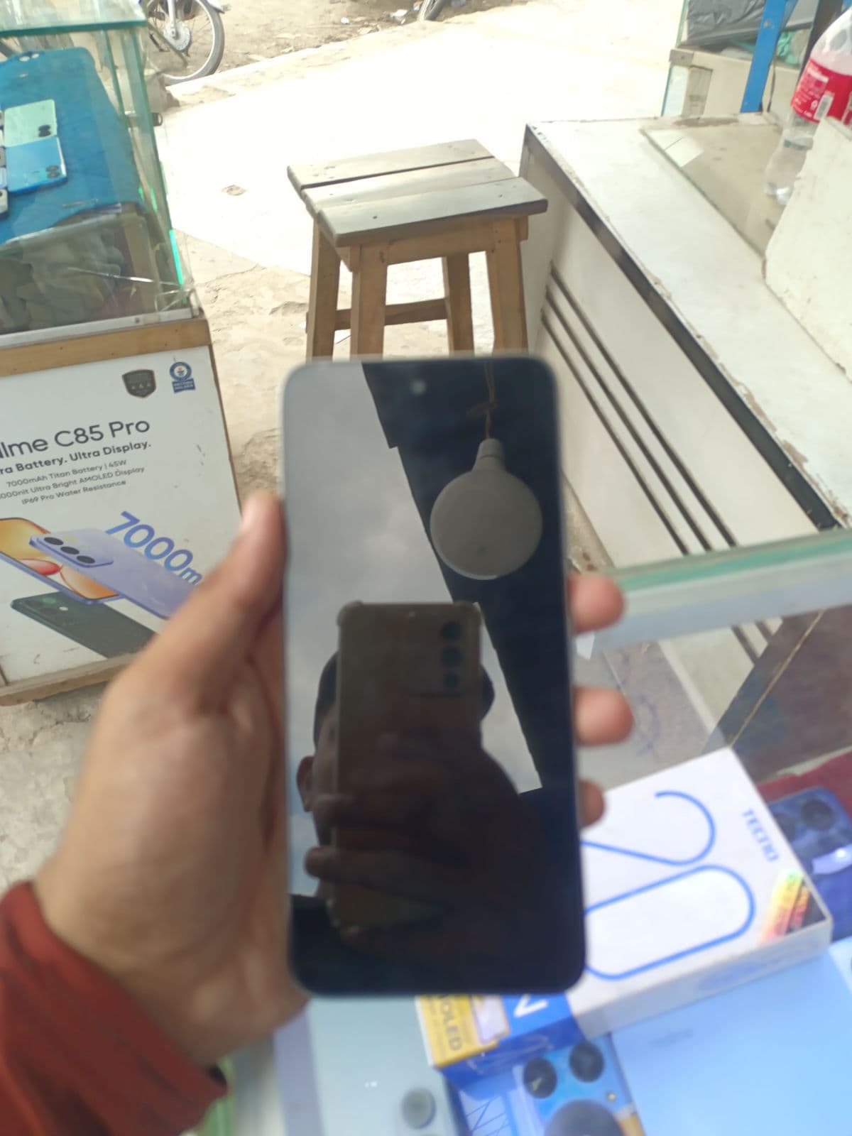 Infinix Hot 60i 6GB / 128GB in Titanium Silver — photo 2
