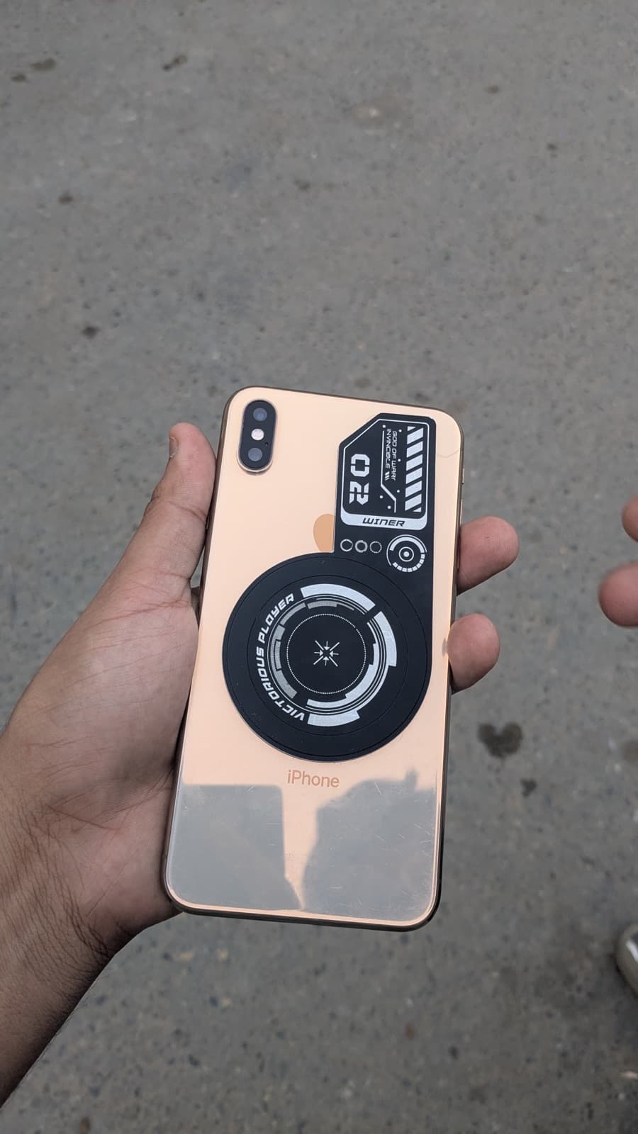 Apple iPhone XS Max 256GB in Gold — photo 1