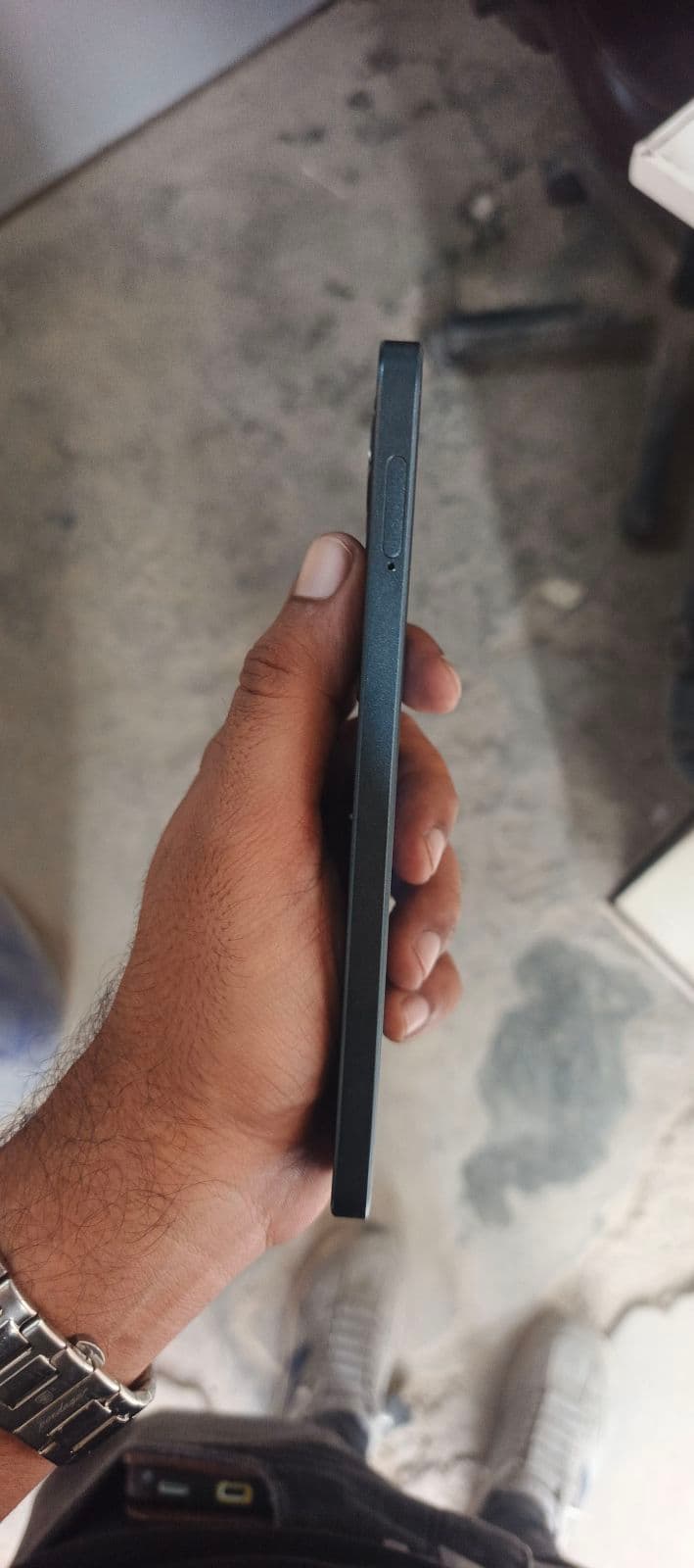 Oppo Reno 11 F 5G 8GB / 256GB in Palm Green — photo 3