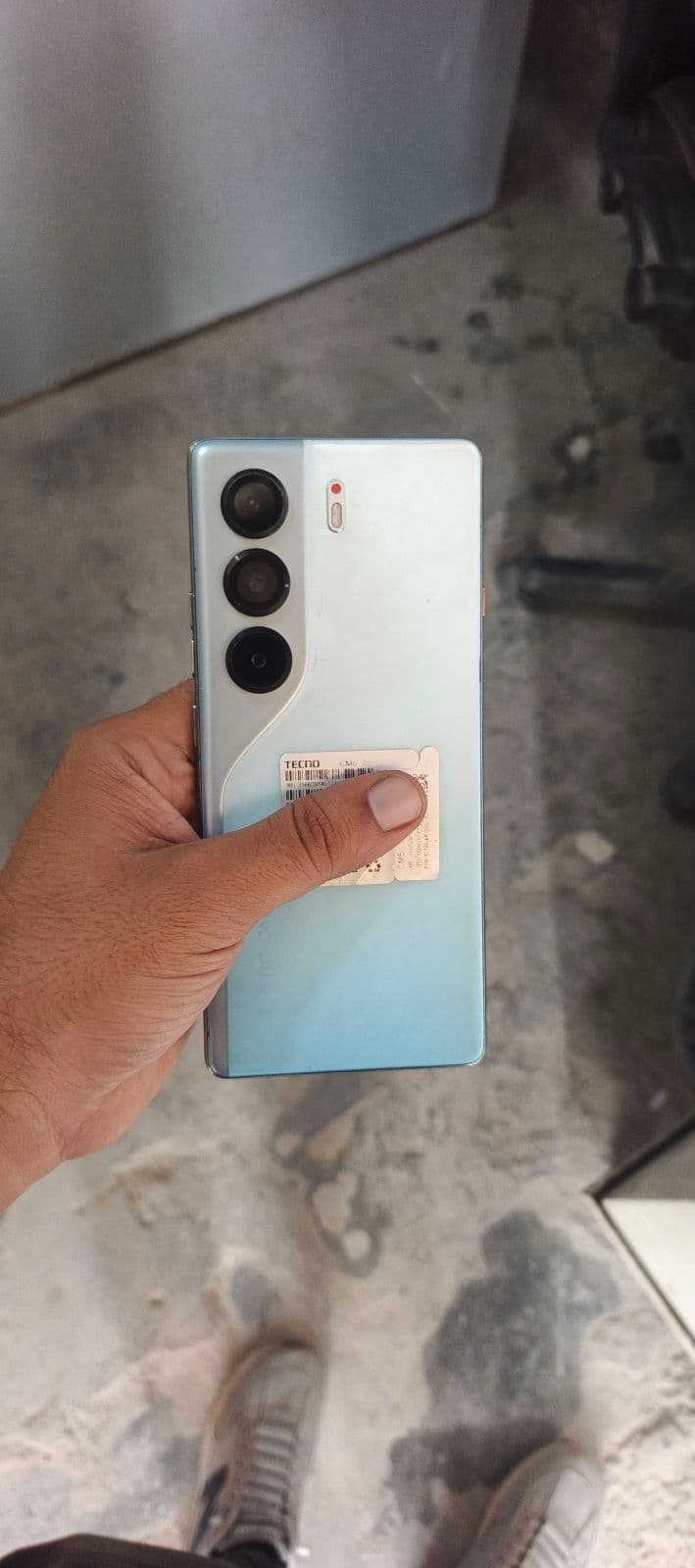 Tecno Camon 40 · 8GB / 256GB