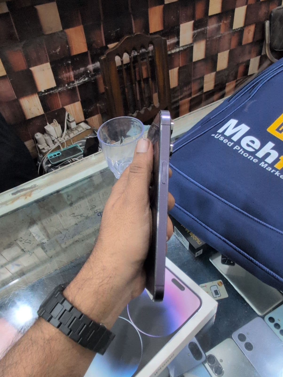 Apple iPhone 14 Pro Max 256GB in Deep Purple — photo 2