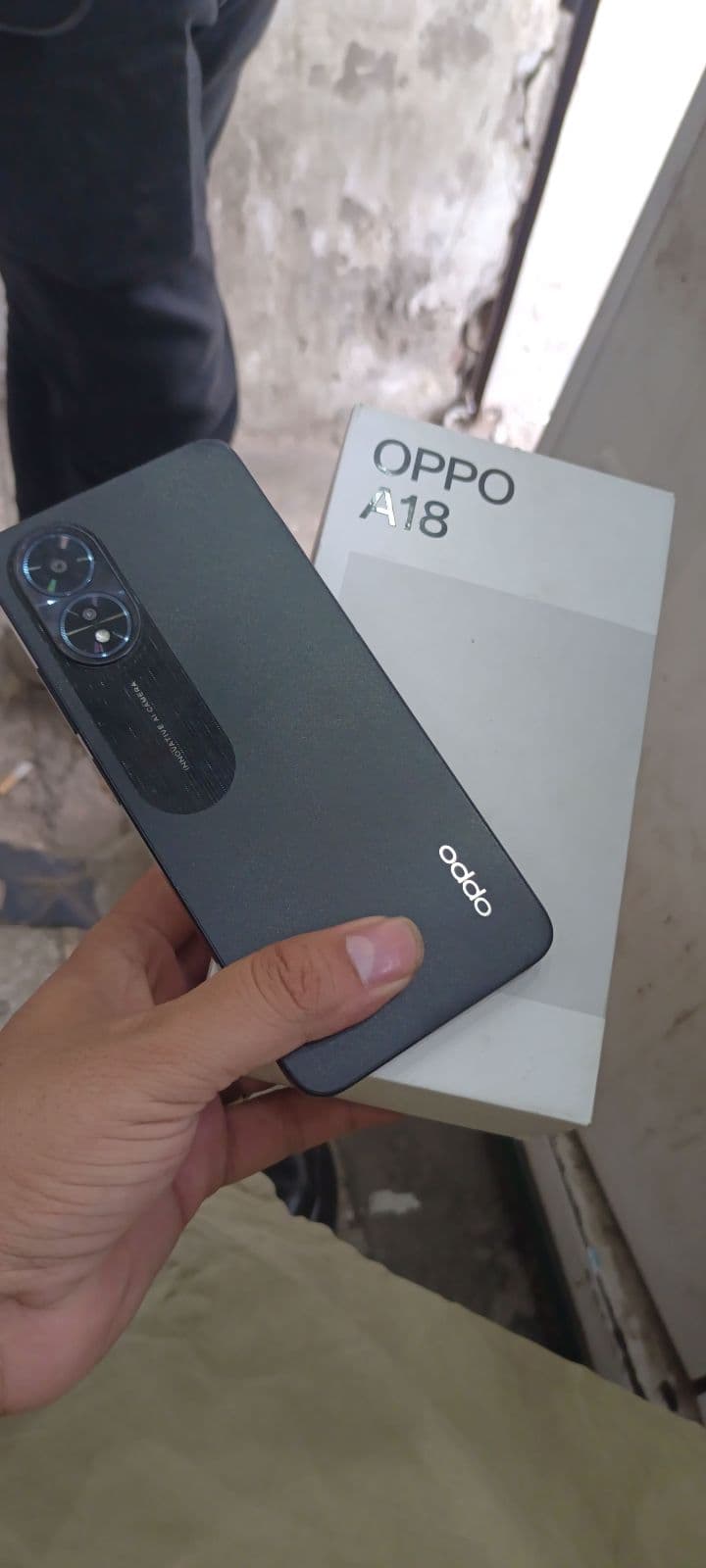 Oppo A18 · 4GB / 128GB