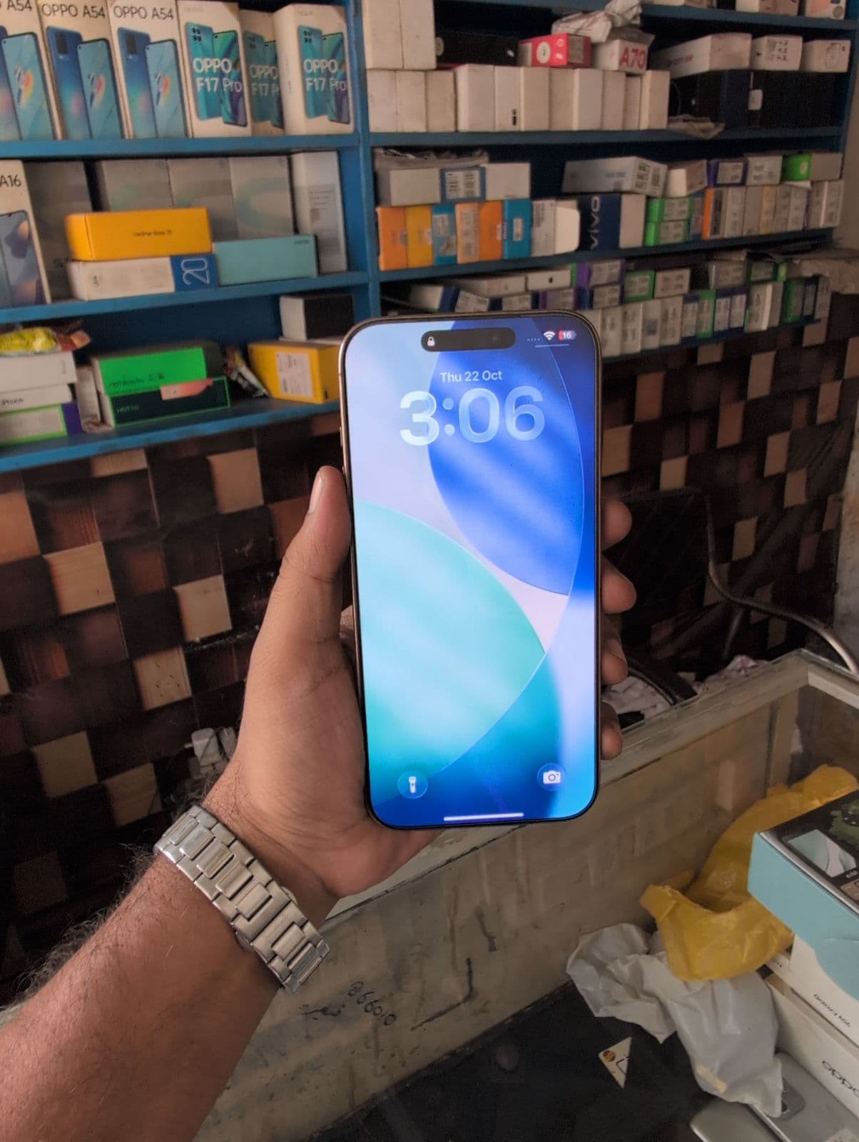 Apple iPhone 16 Pro Max 256GB in Desert Titanium — photo 2