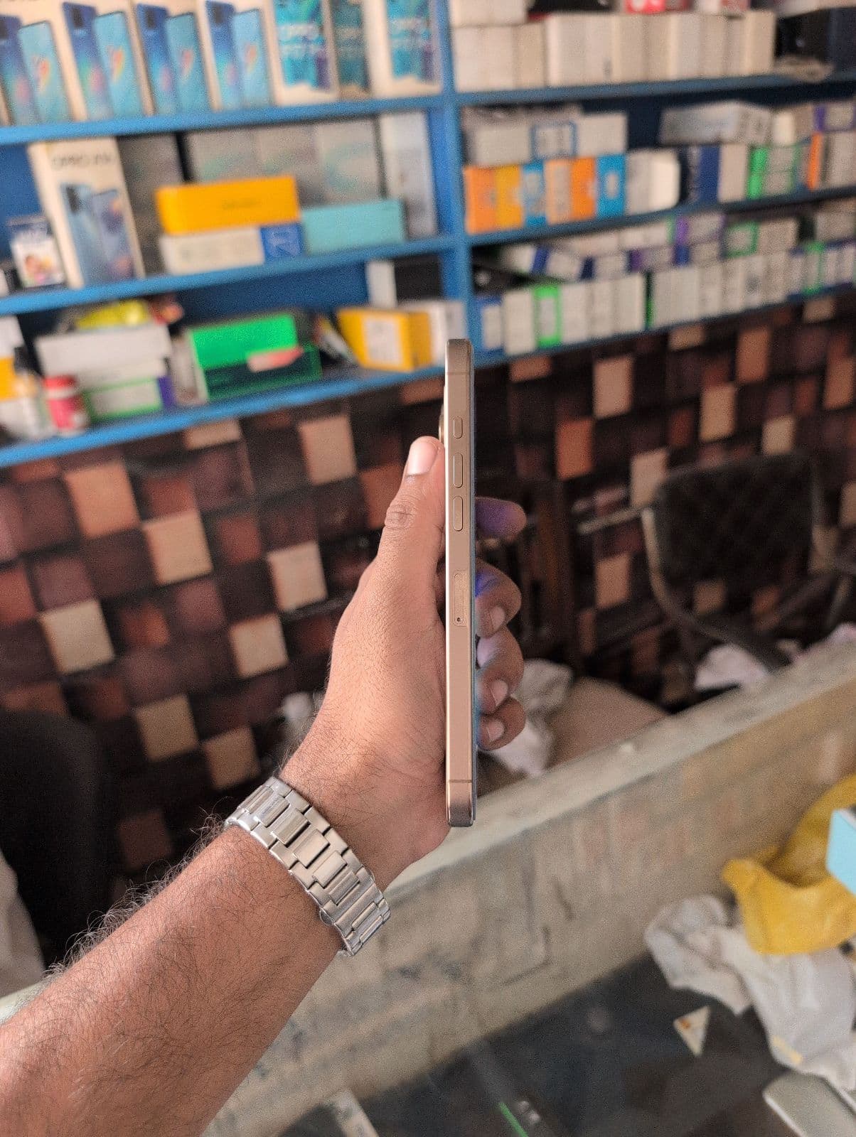 Apple iPhone 16 Pro Max 256GB in Desert Titanium — photo 3