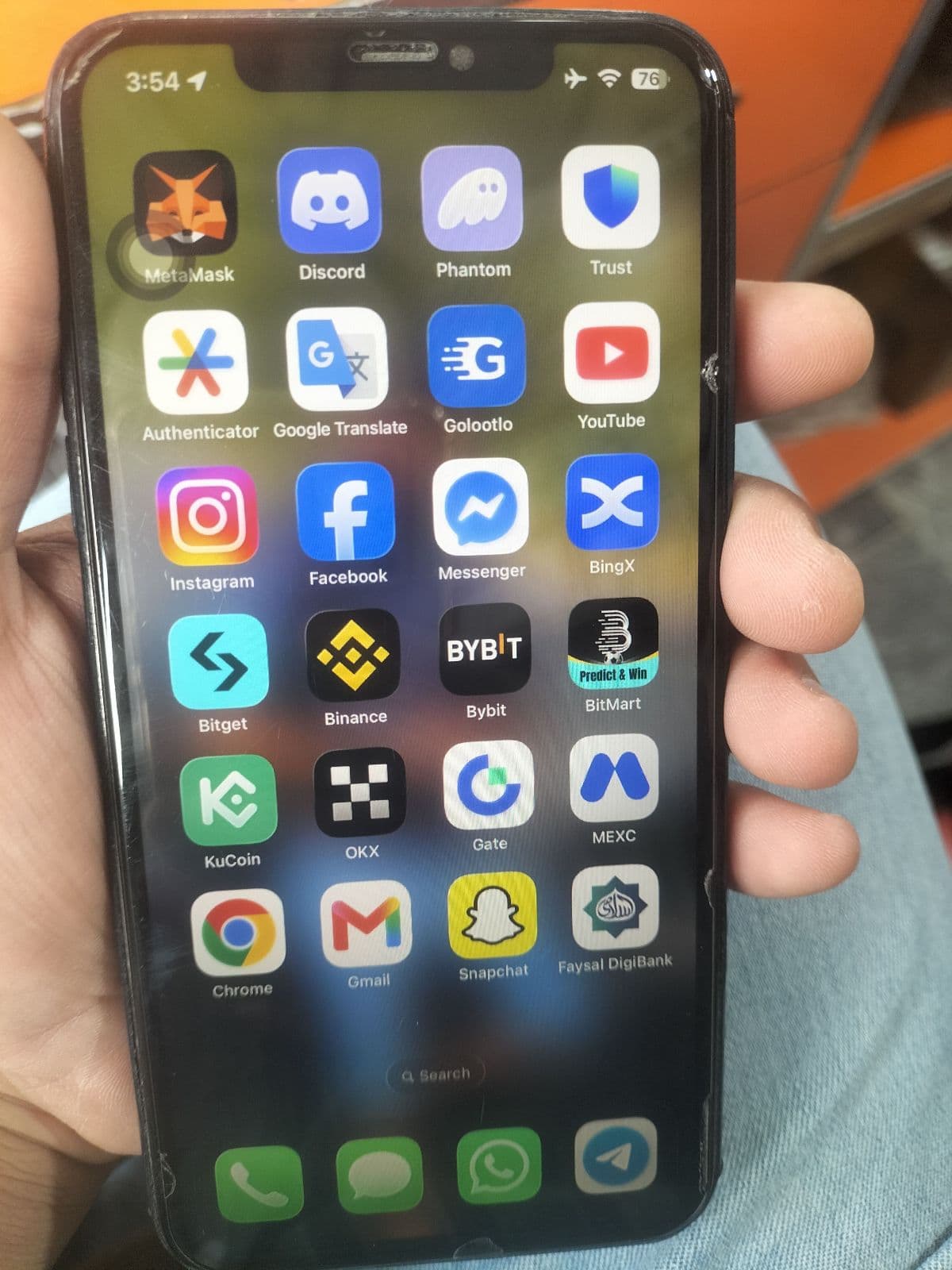 Apple iPhone 11 Pro Max 256GB in Midnight Green — photo 2