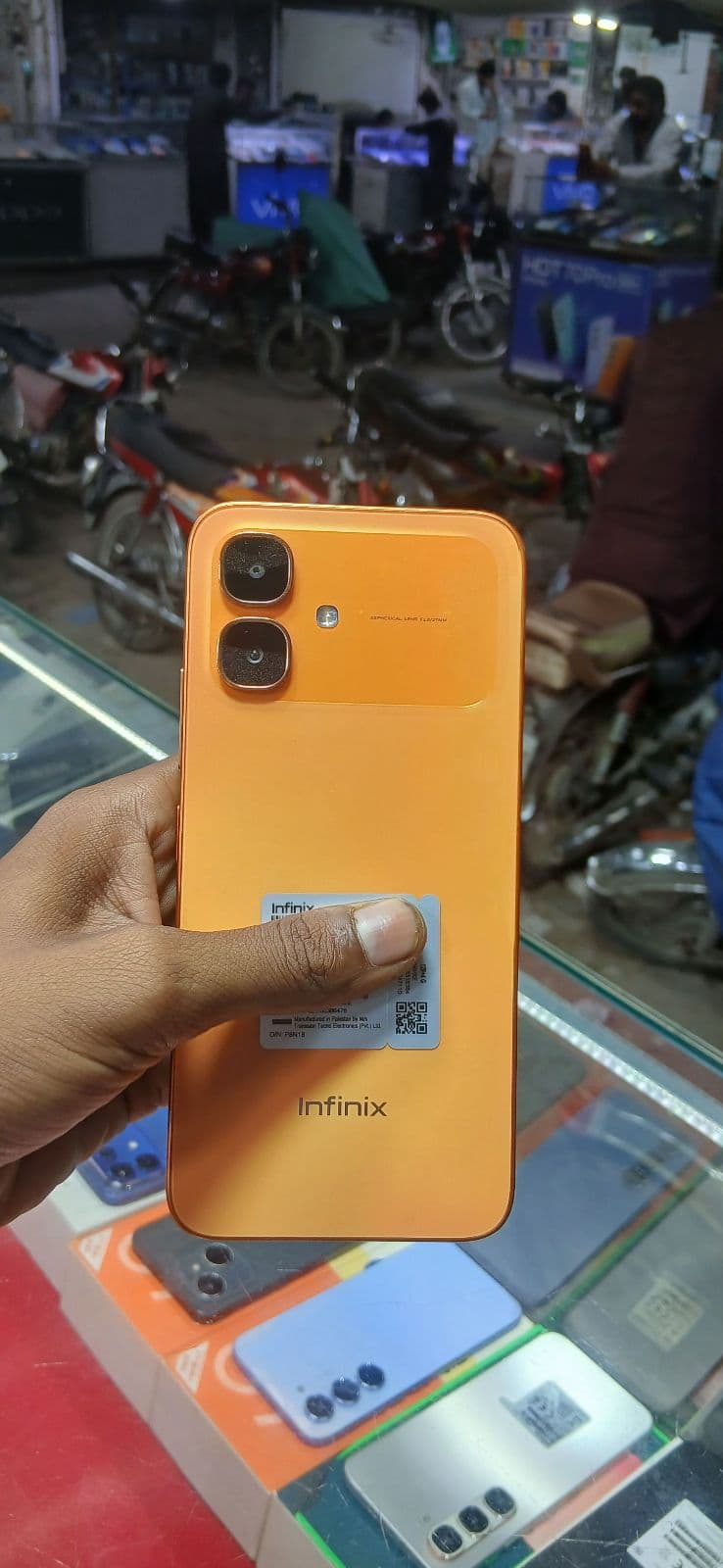 Infinix Smart 20 · 4GB / 128GB