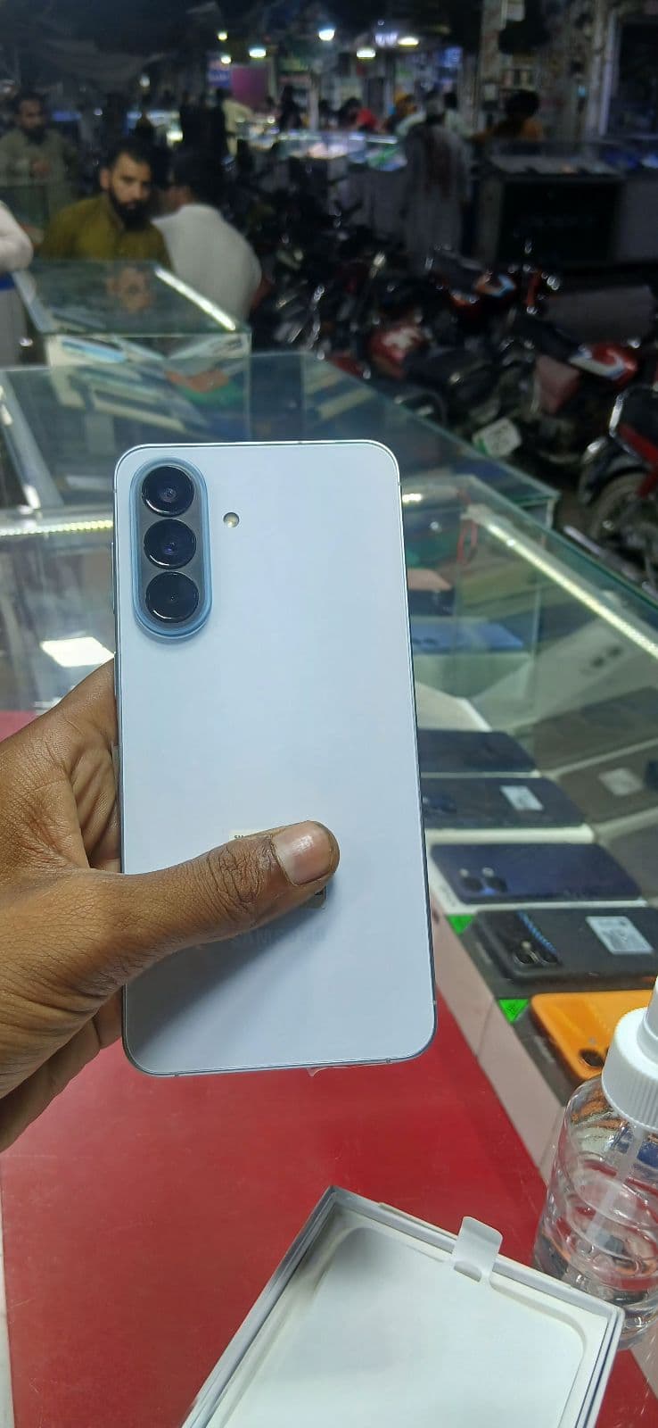 Galaxy A57 · 12GB / 256GB