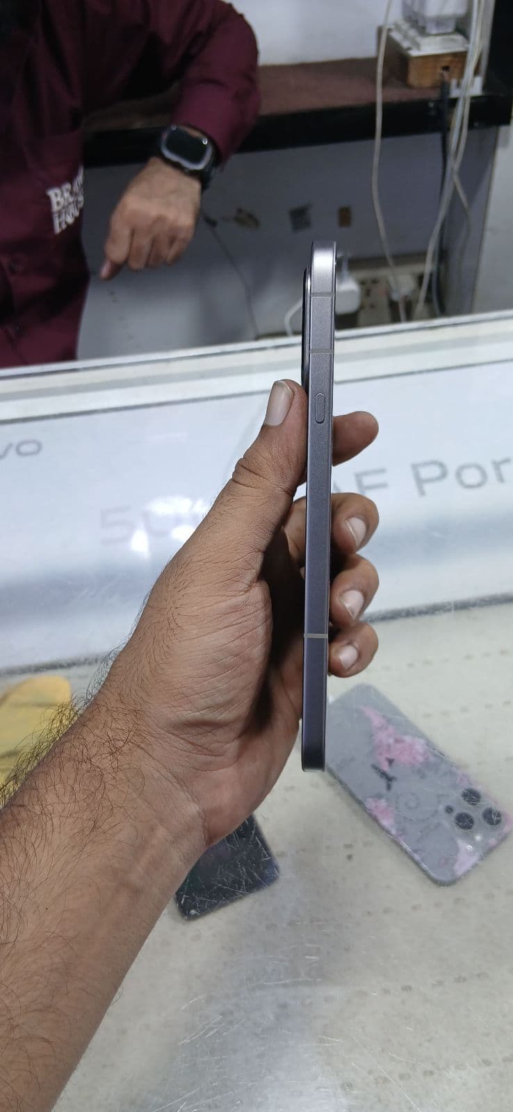 Infinix Note 60 Pro 8GB / 256GB in Mist Titanium — photo 3