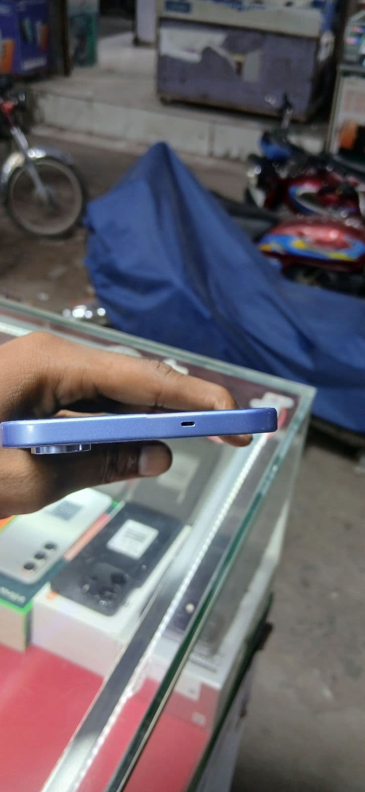 Tecno Spark 40 Pro 8GB / 256GB in Lake Blue — photo 5