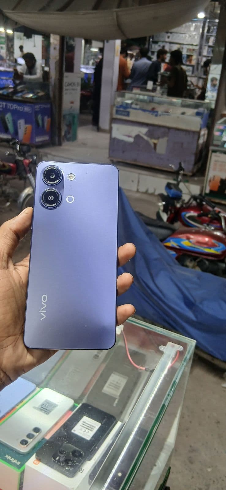Vivo Y05 · 4GB / 128GB