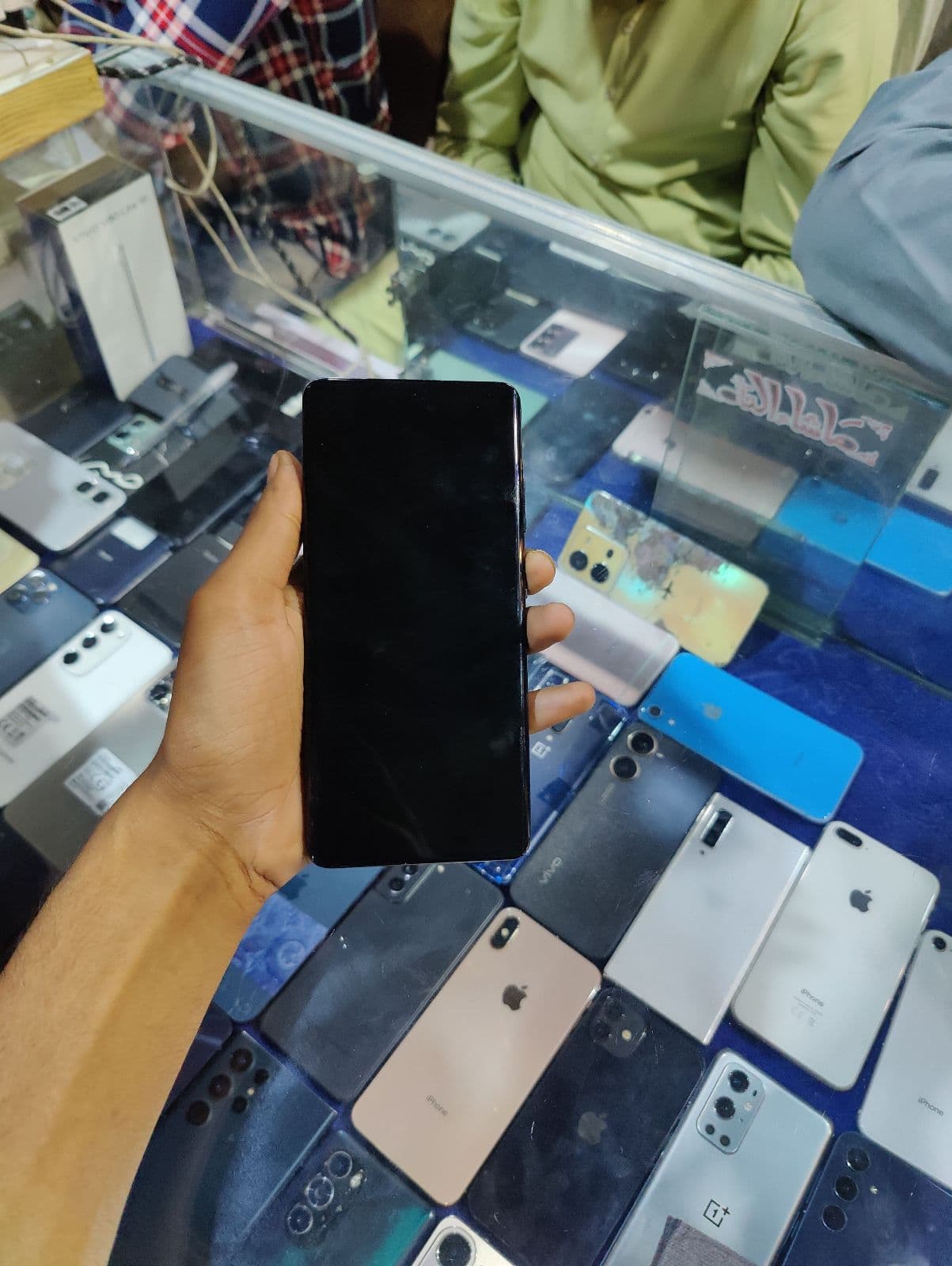 Samsung Galaxy S21 Ultra 12GB / 128GB in Phantom Black — photo 2