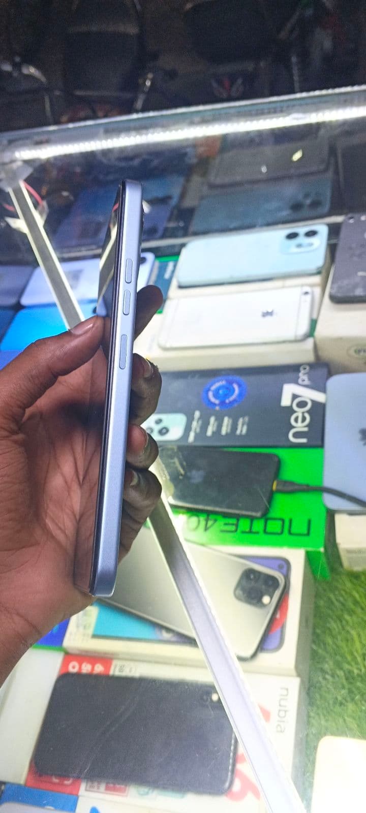Tecno Spark 40C 4GB / 128GB in Ripple Blue — photo 4