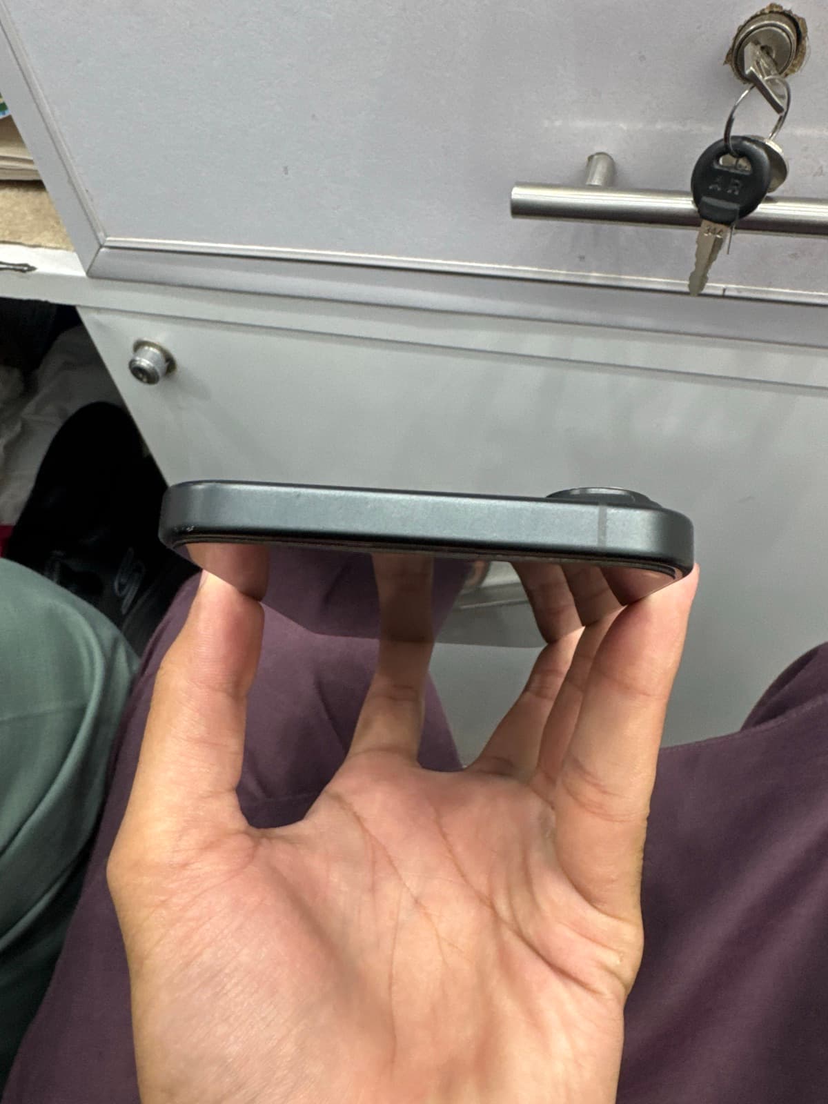 Apple iPhone 16 Plus 128GB in Black — photo 5